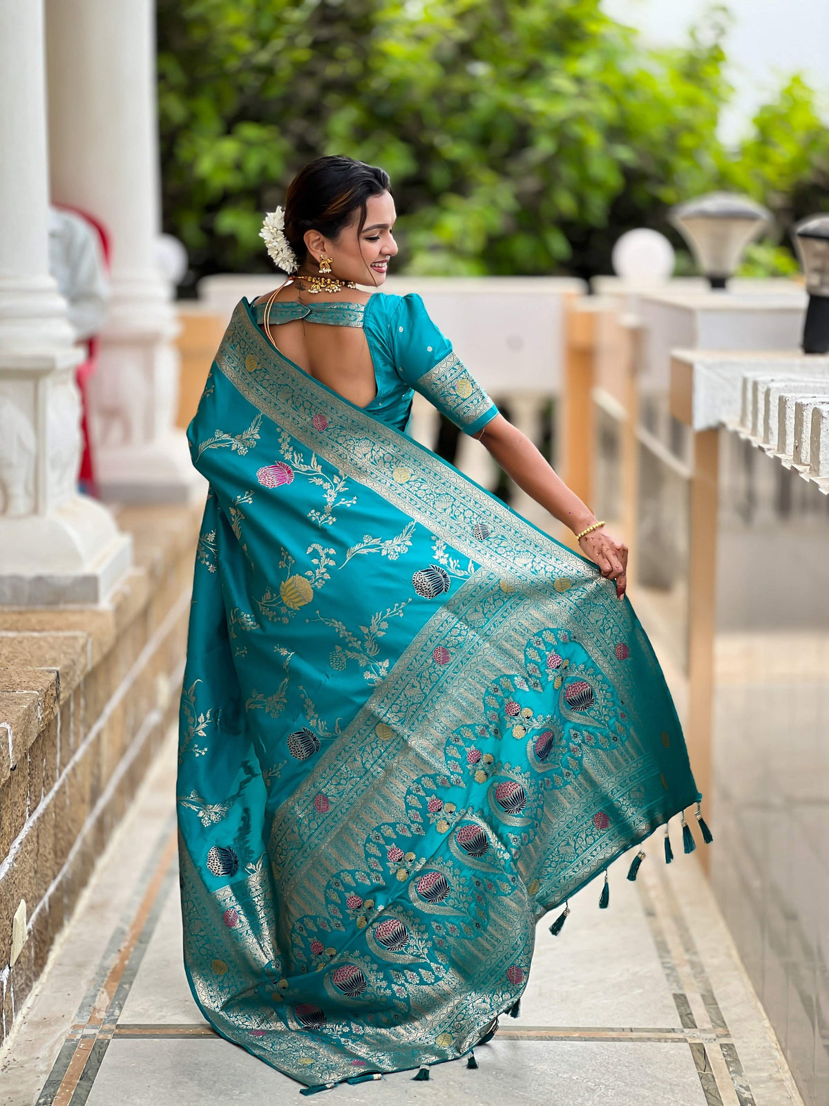 Vedant Vastram Soft Litchi Silk Banarasi Silk Jacquard Saree - Rama | Grocsy