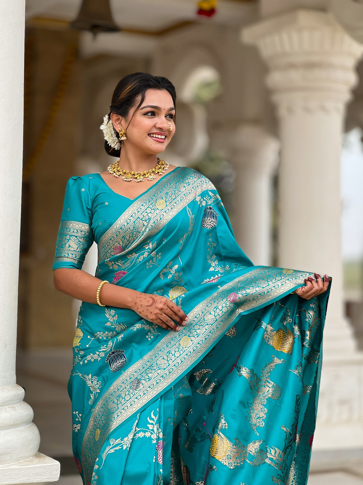 Vedant Vastram Soft Litchi Silk Banarasi Silk Jacquard Saree - Rama | Grocsy