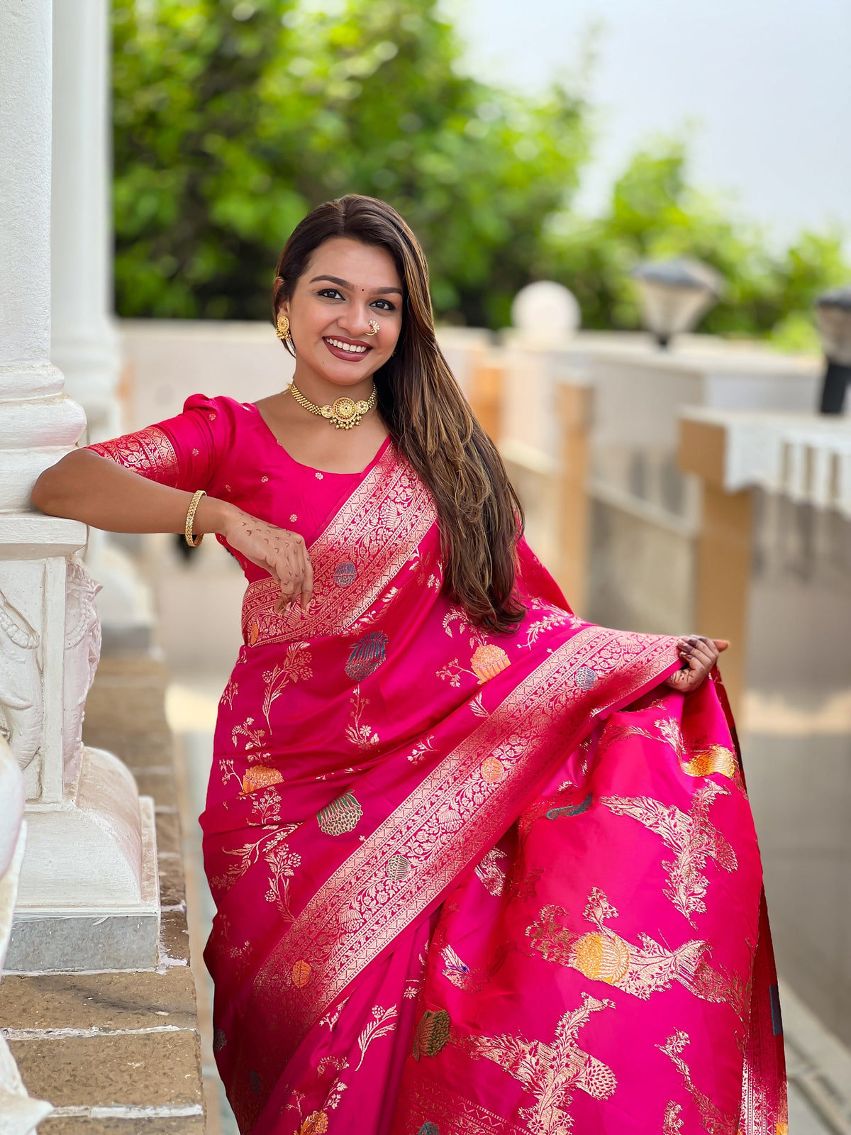 Vedant Vastram Soft Litchi Silk Banarasi Silk Jacquard Saree - Rani | Grocsy