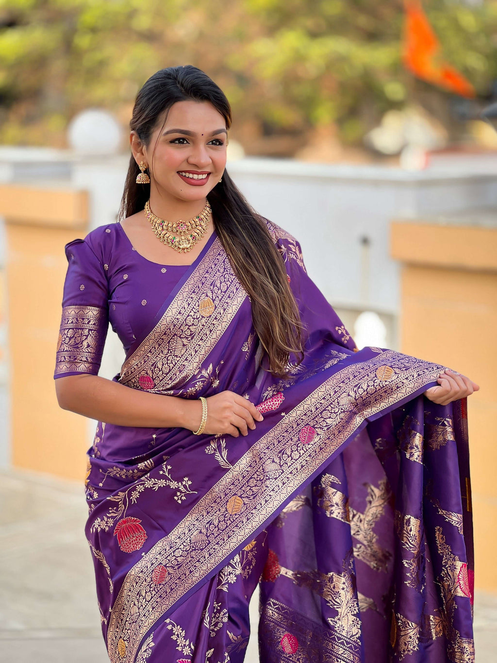 Vedant Vastram Soft Litchi Silk Banarasi Silk Jacquard Saree - Wine | Grocsy