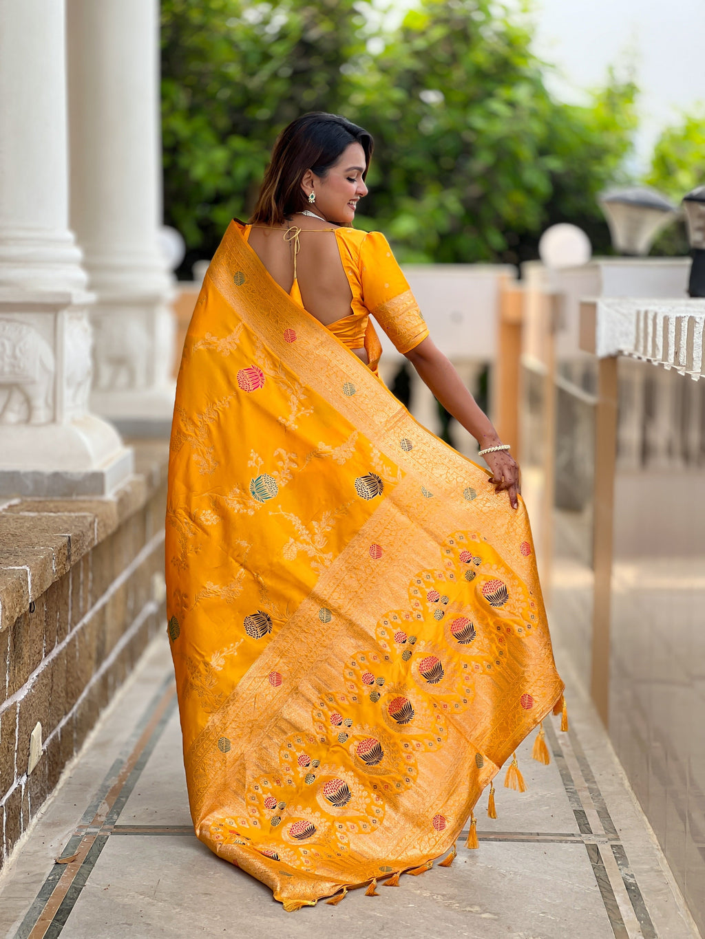 Vedant Vastram Soft Litchi Silk Banarasi Silk Jacquard Saree - Yellow | Grocsy