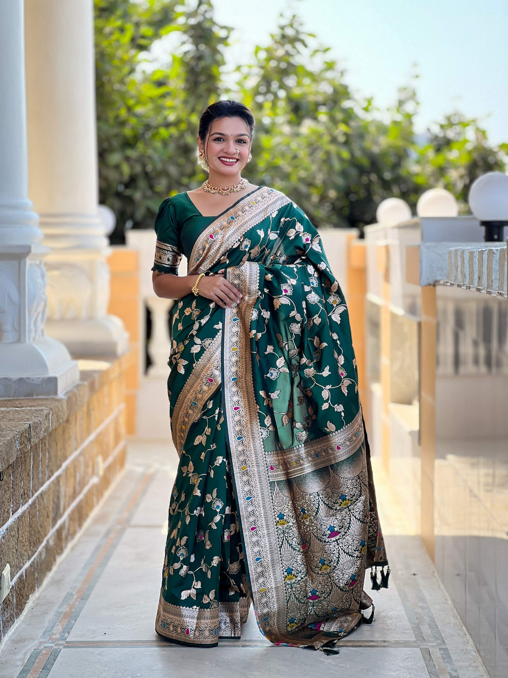 Vedant Vastram Soft Litchi Silk Banarasi Silk Jacquard Saree - Green | Grocsy