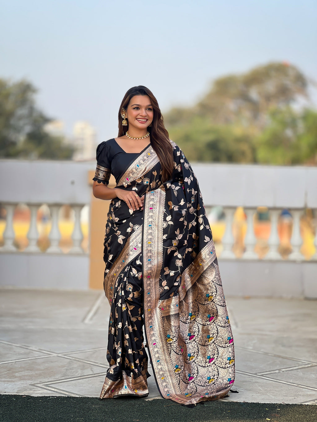 Vedant Vastram Soft Litchi Silk Banarasi Silk Jacquard Saree - Black | Grocsy