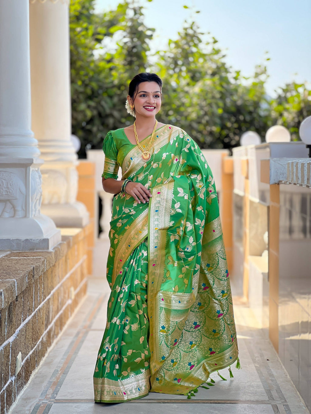 Vedant Vastram Soft Litchi Silk Banarasi Silk Jacquard Saree - Parrot | Grocsy