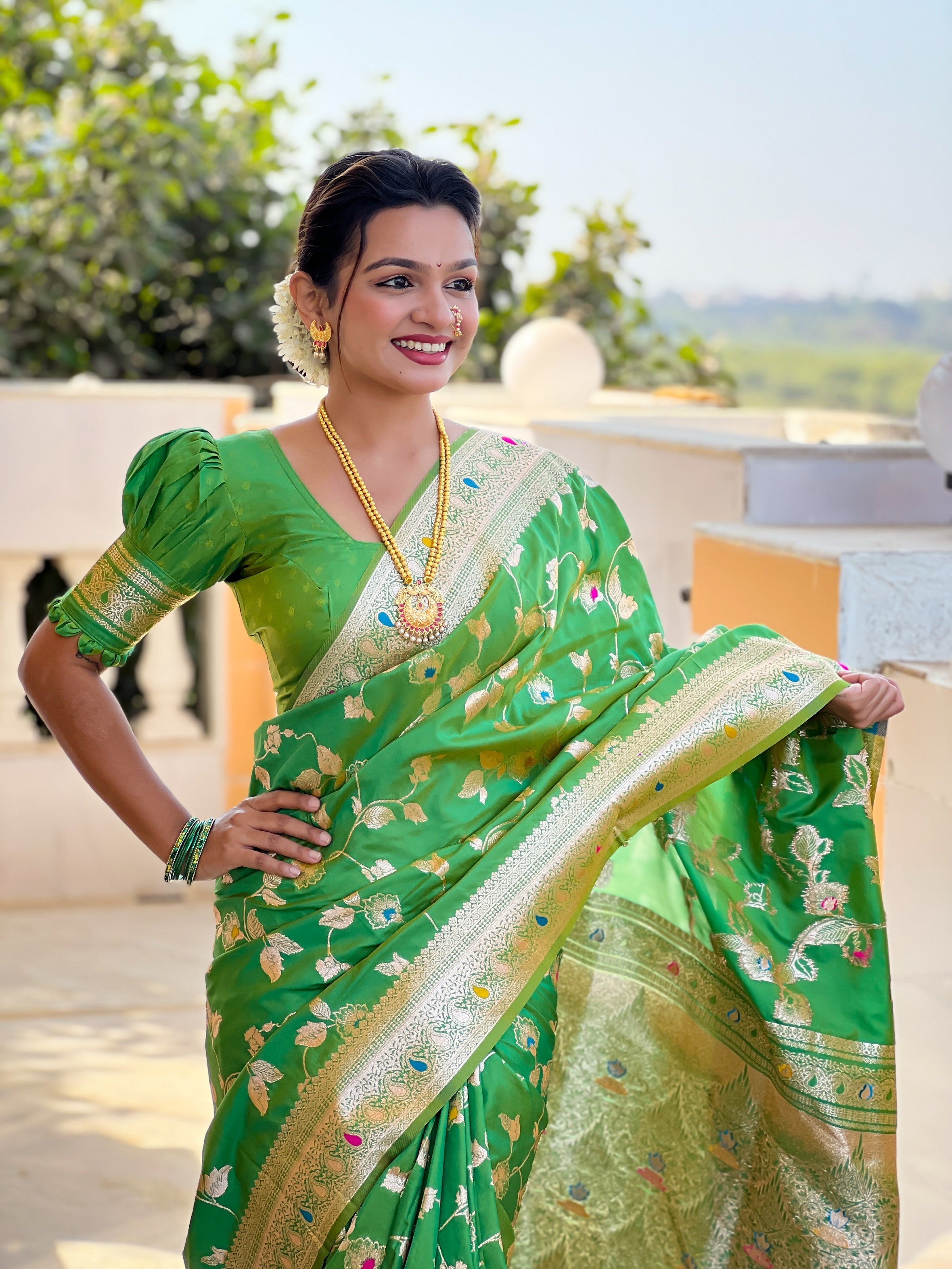 Vedant Vastram Soft Litchi Silk Banarasi Silk Jacquard Saree - Parrot | Grocsy