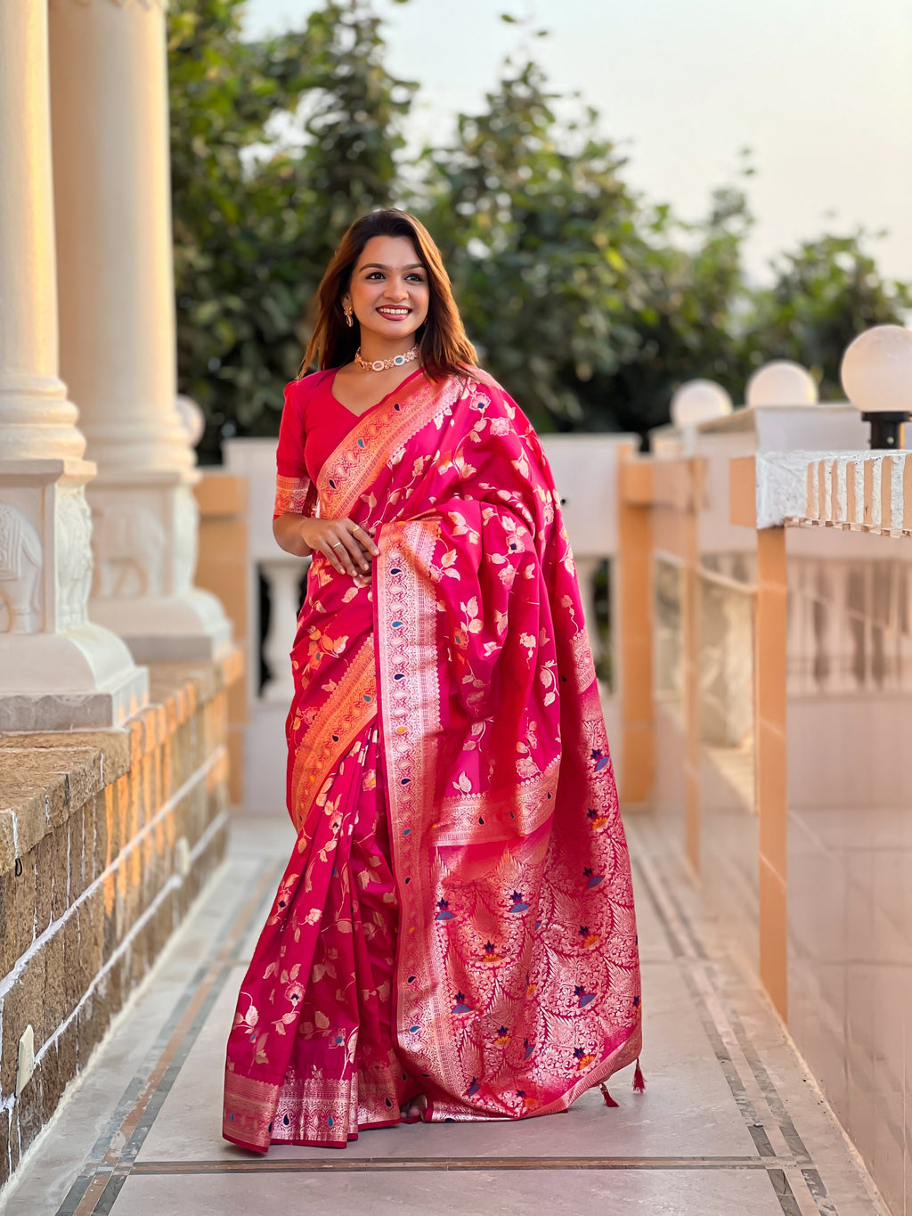 Vedant Vastram Soft Litchi Silk Banarasi Silk Jacquard Saree - Rani | Grocsy