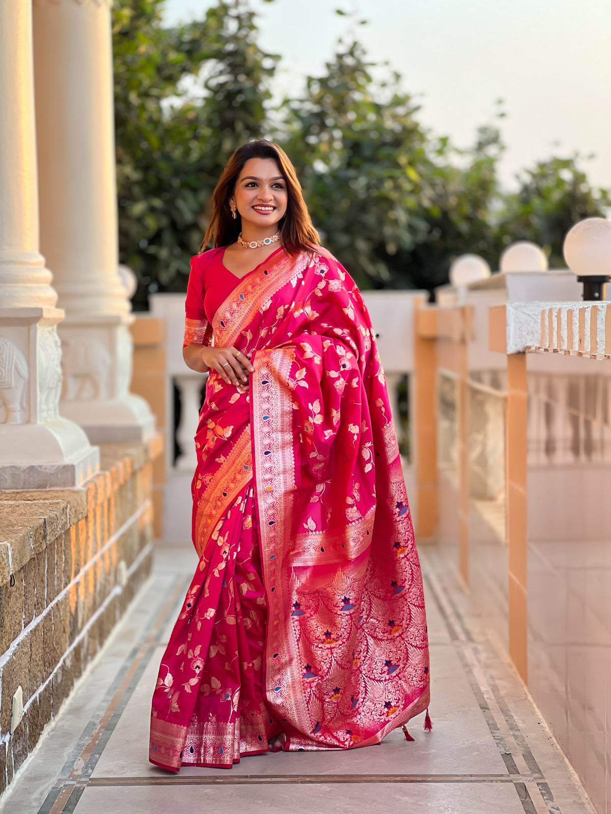 Vedant Vastram Soft Litchi Silk Banarasi Silk Jacquard Saree - Rani | Grocsy