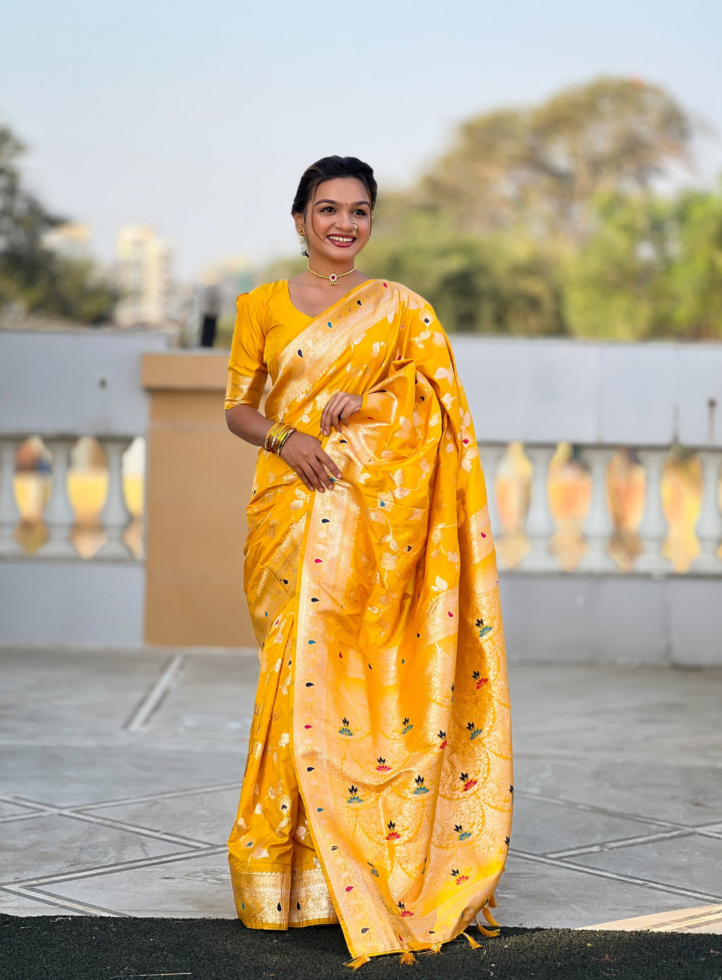 Vedant Vastram Soft Litchi Silk Banarasi Silk Jacquard Saree - Yellow | Grocsy