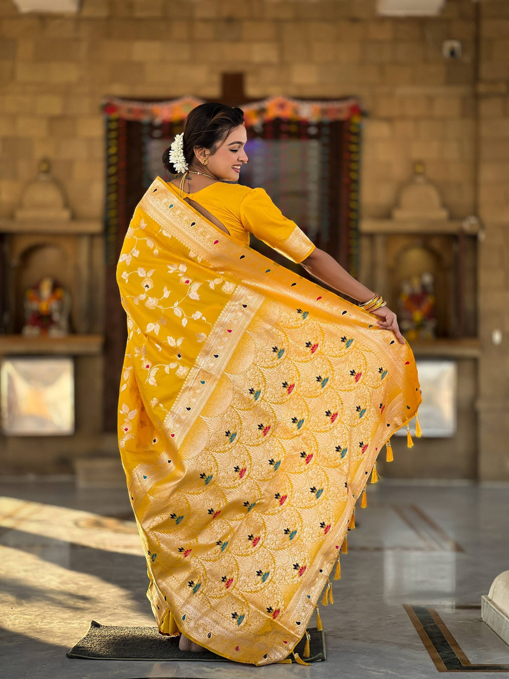 Vedant Vastram Soft Litchi Silk Banarasi Silk Jacquard Saree - Yellow | Grocsy