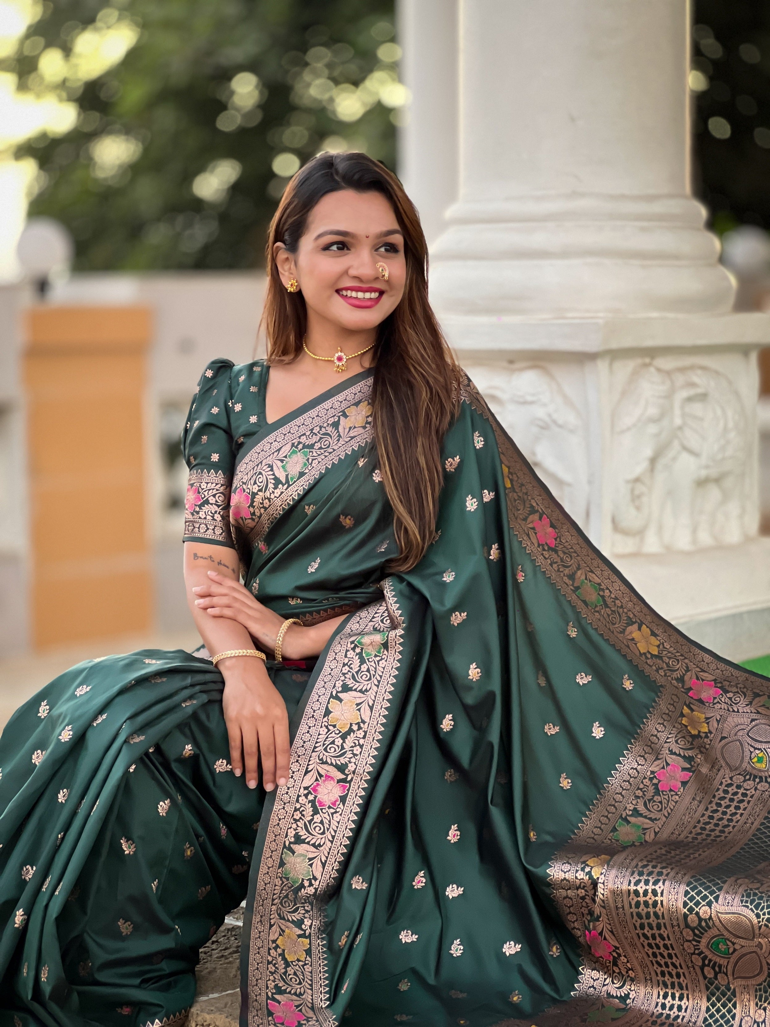 Vedant Vastram Soft Litchi Silk Banarasi Silk Jacquard Saree - Green | Grocsy