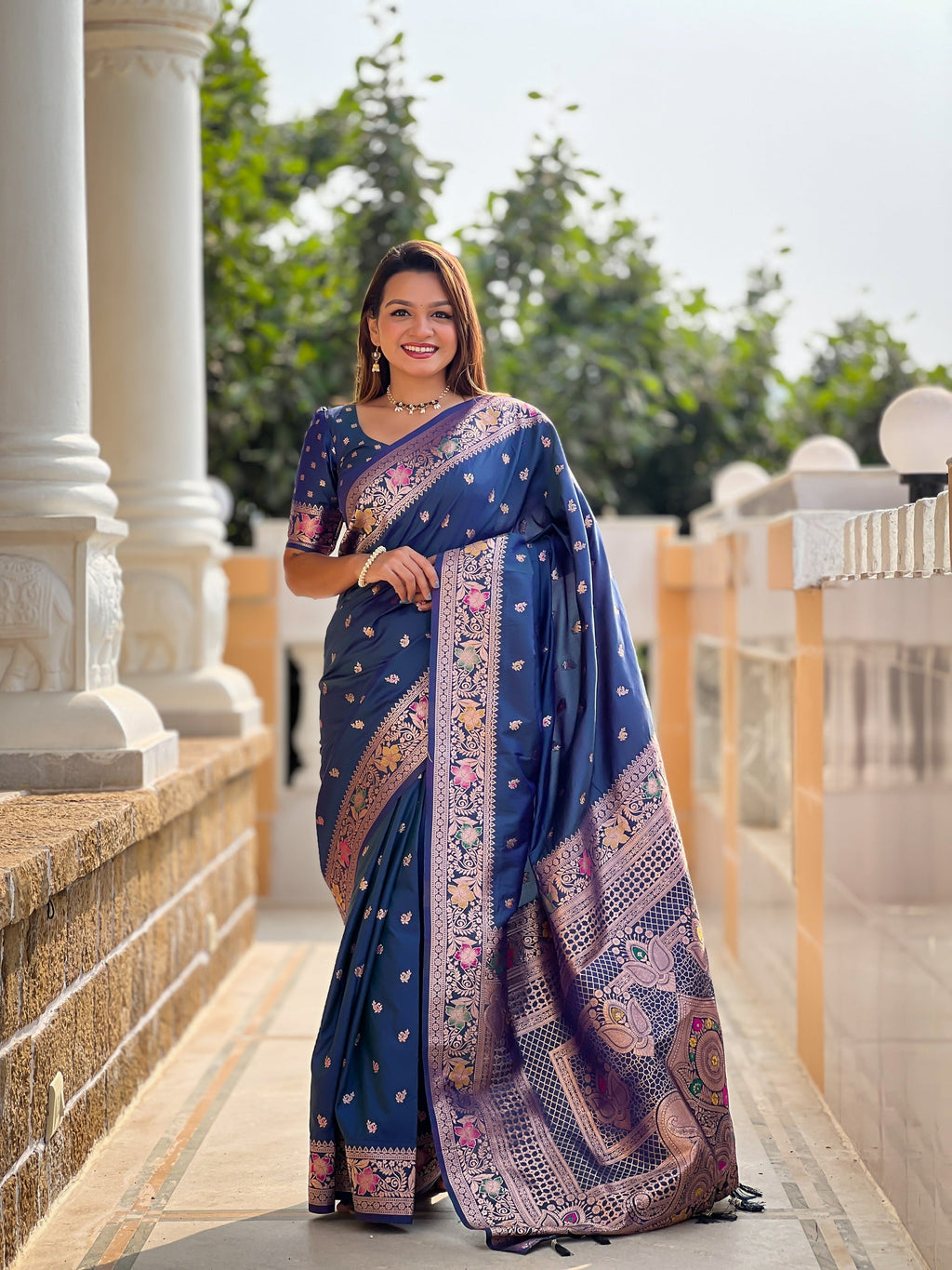 Vedant Vastram Soft Litchi Silk Banarasi Silk Jacquard Saree - Morpich | Grocsy