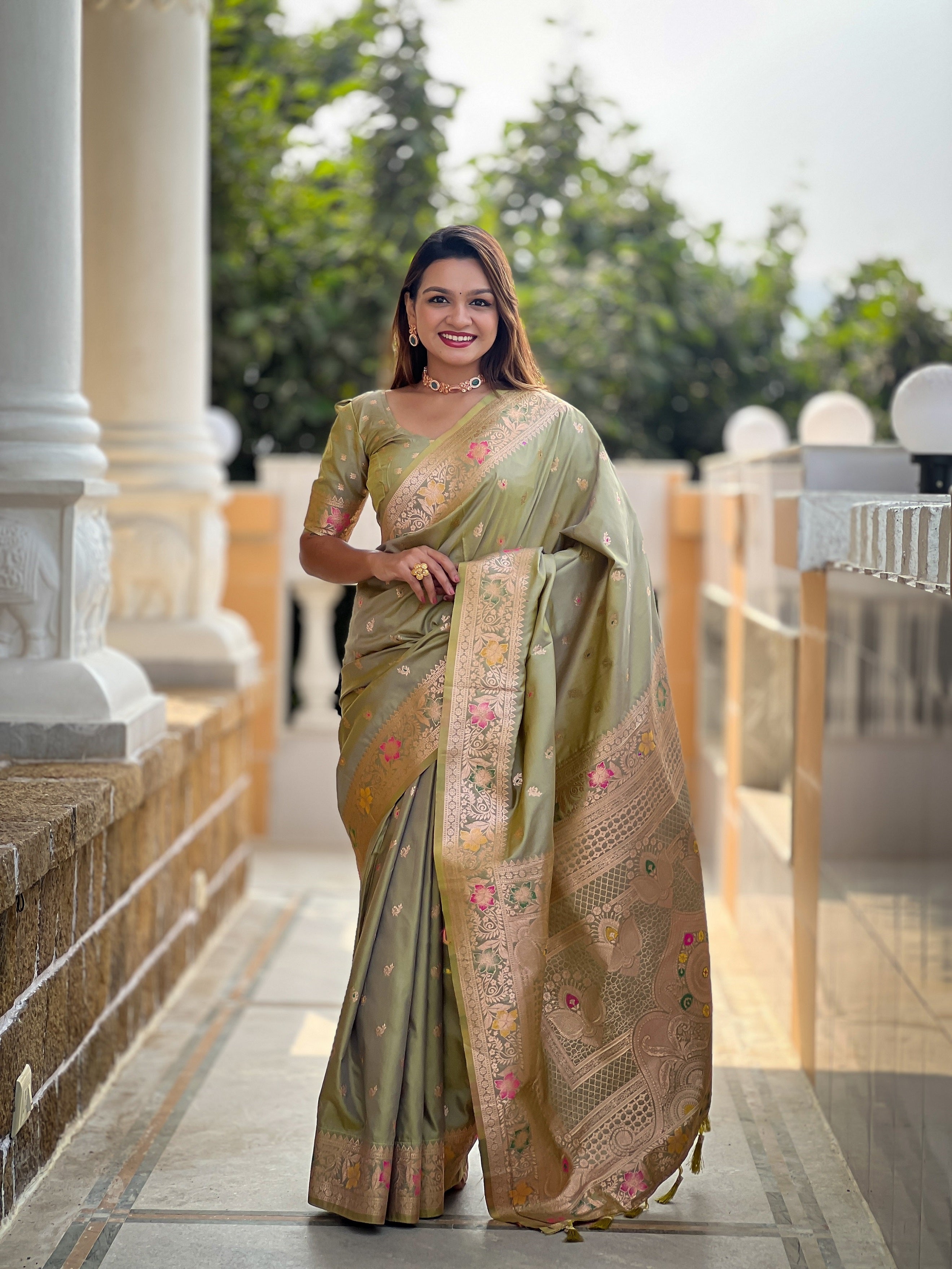 Vedant Vastram Soft Litchi Silk Banarasi Silk Jacquard Saree - Pista | Grocsy