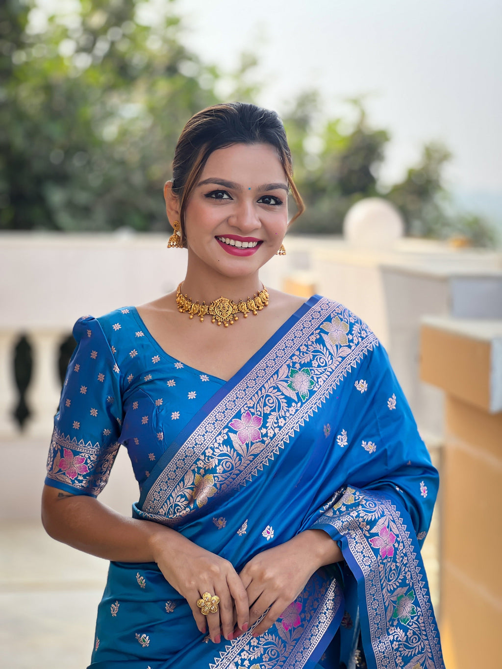 Vedant Vastram Soft Litchi Silk Banarasi Silk Jacquard Saree - Skyblue | Grocsy
