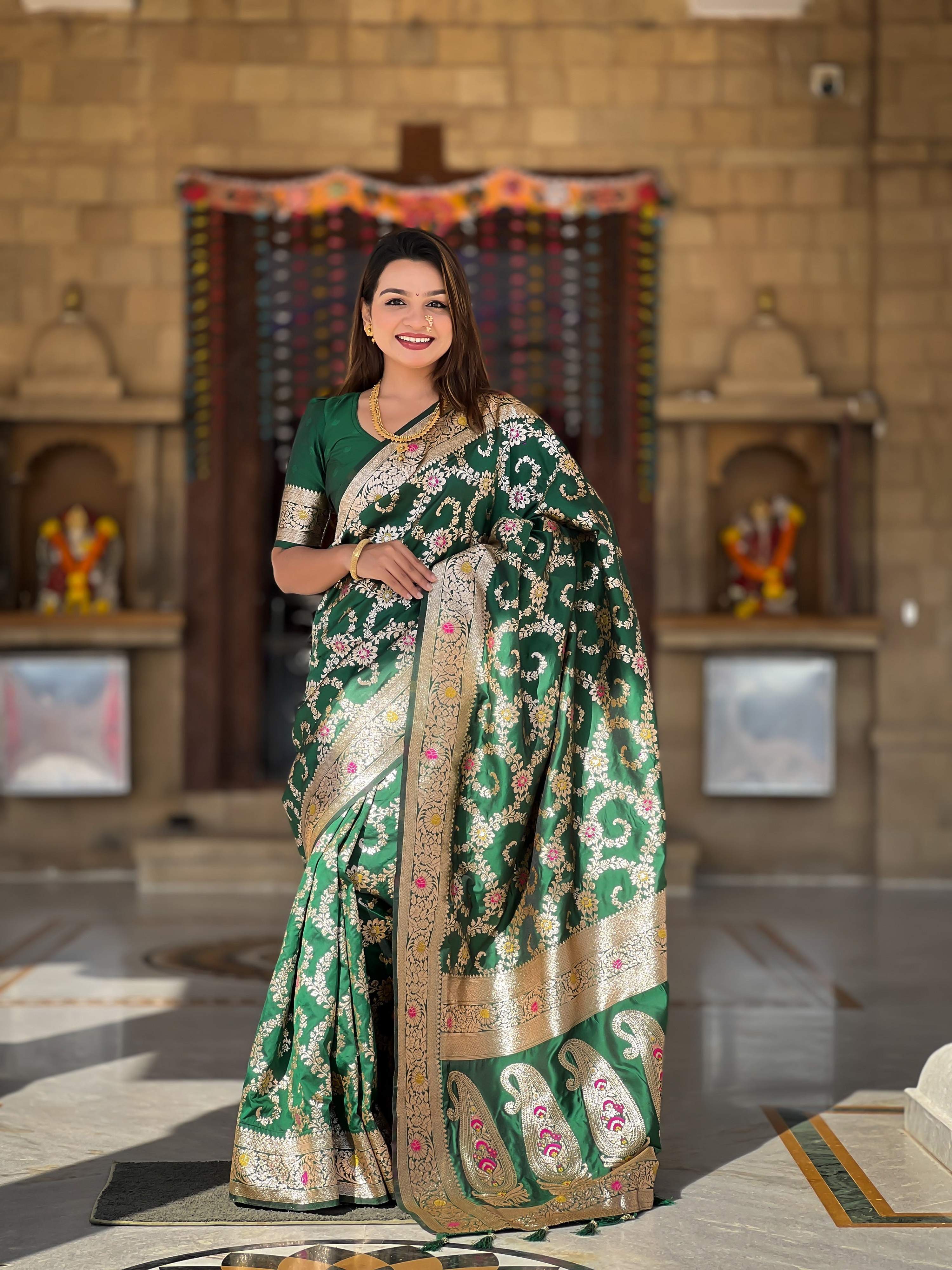 Vedant Vastram Soft Litchi Silk Banarasi Silk Jacquard Saree - Green | Grocsy