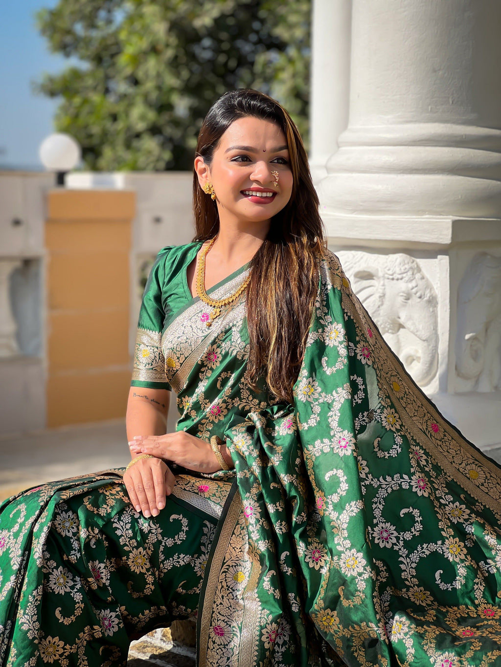 Vedant Vastram Soft Litchi Silk Banarasi Silk Jacquard Saree - Green | Grocsy