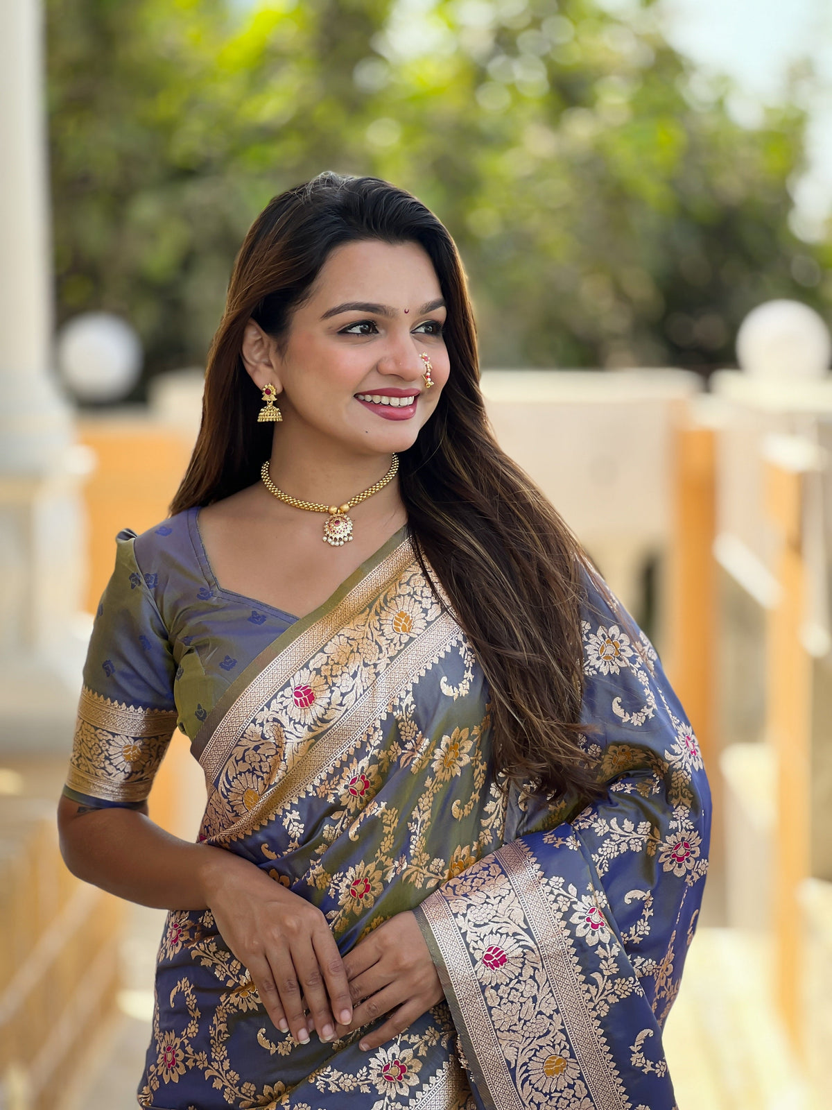 Vedant Vastram Soft Litchi Silk Banarasi Silk Jacquard Saree - Grey | Grocsy