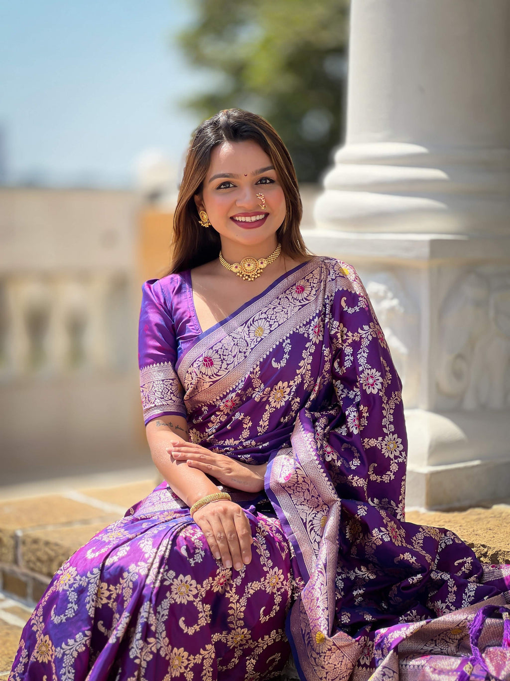 Vedant Vastram Soft Litchi Silk Banarasi Silk Jacquard Saree - Violet | Grocsy