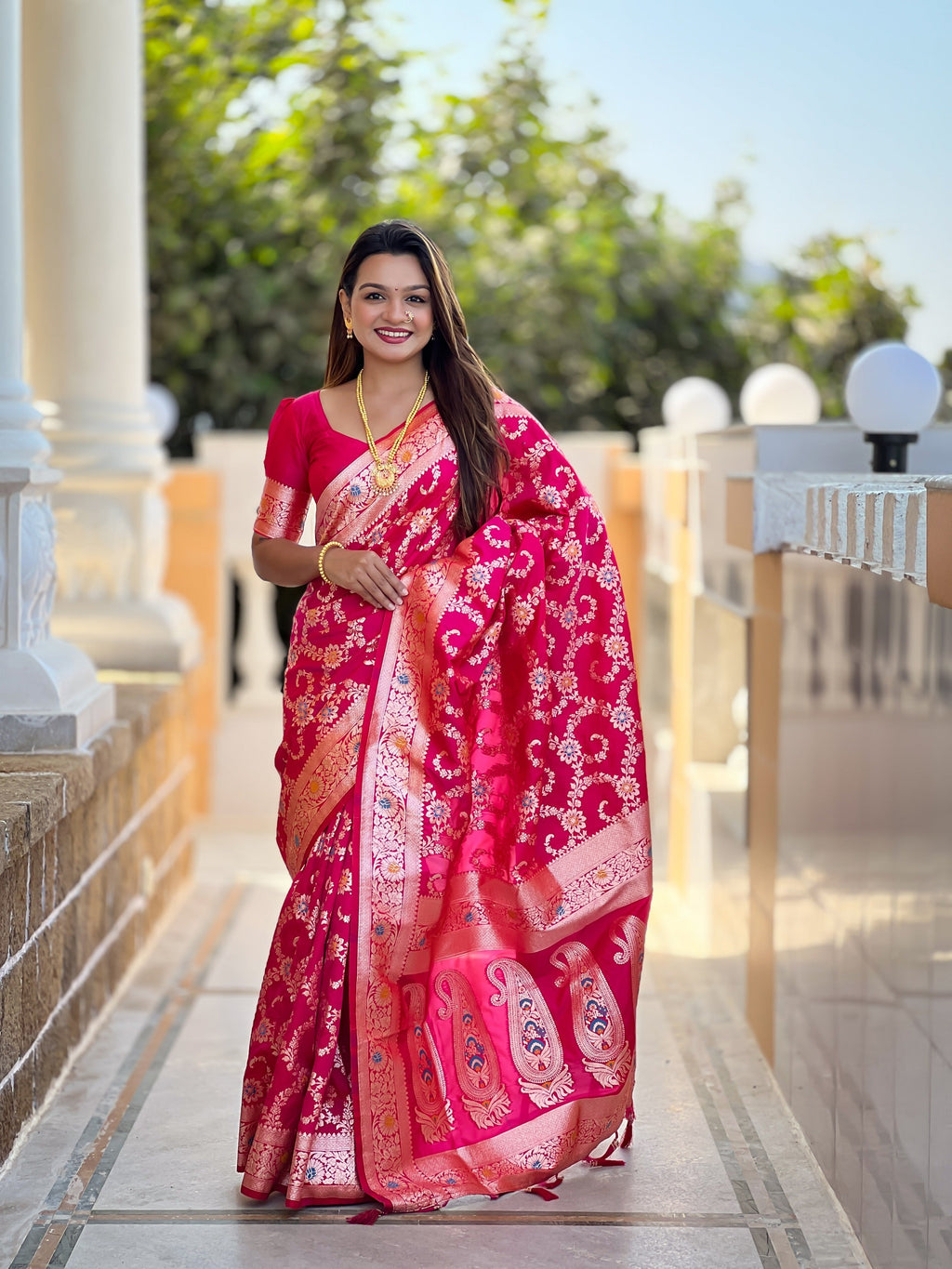 Vedant Vastram Soft Litchi Silk Banarasi Silk Jacquard Saree - Rani | Grocsy