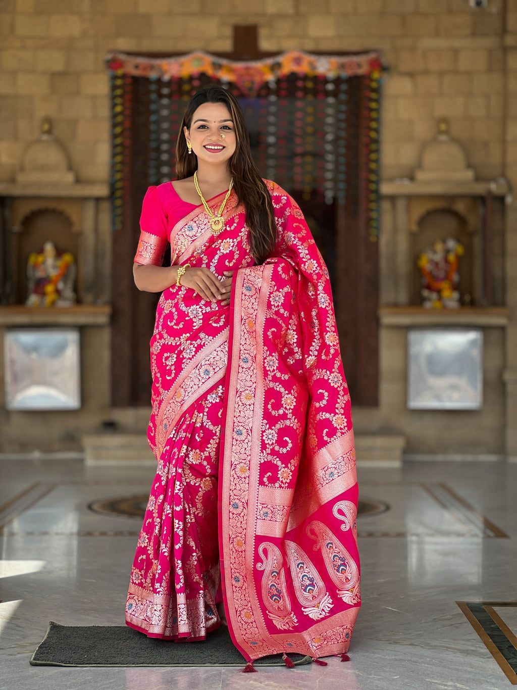 Vedant Vastram Soft Litchi Silk Banarasi Silk Jacquard Saree - Rani | Grocsy
