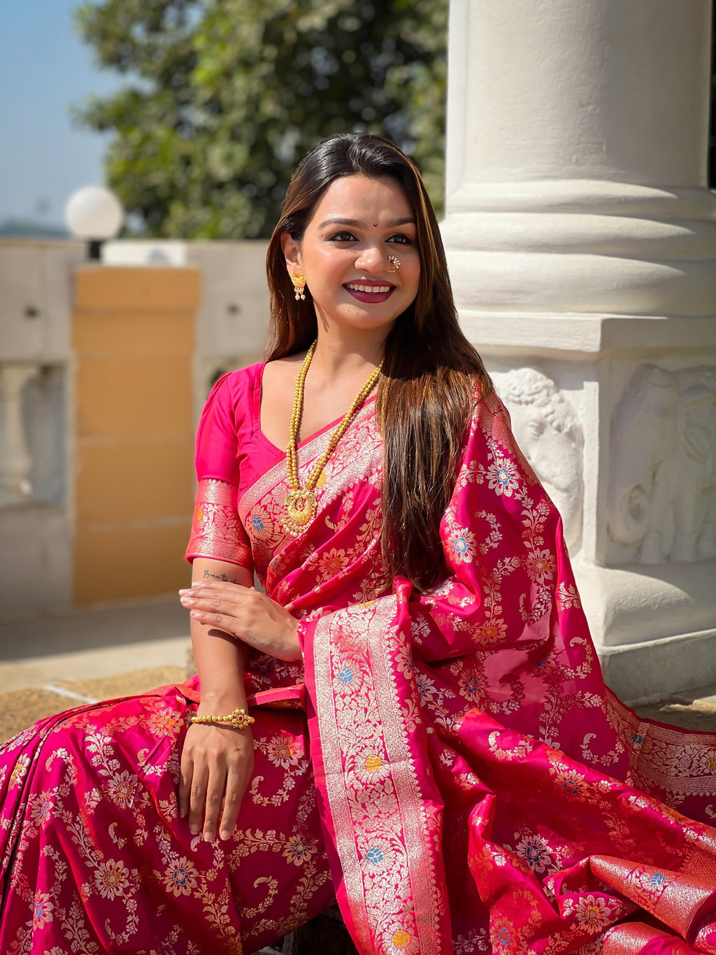 Vedant Vastram Soft Litchi Silk Banarasi Silk Jacquard Saree - Rani | Grocsy