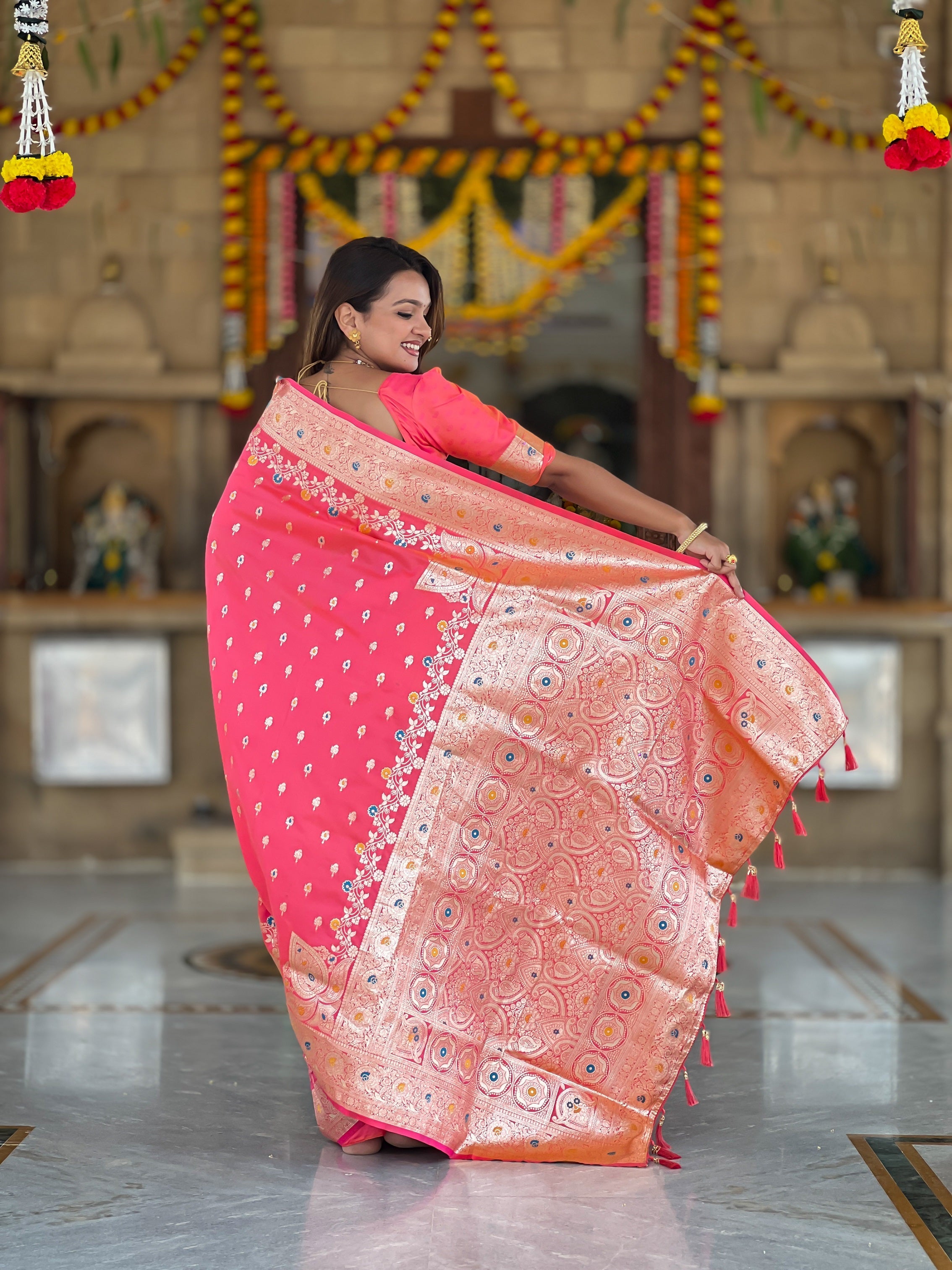 Vedant Vastram Soft Litchi Silk Banarasi Silk Jacquard Saree - Gajri | Grocsy