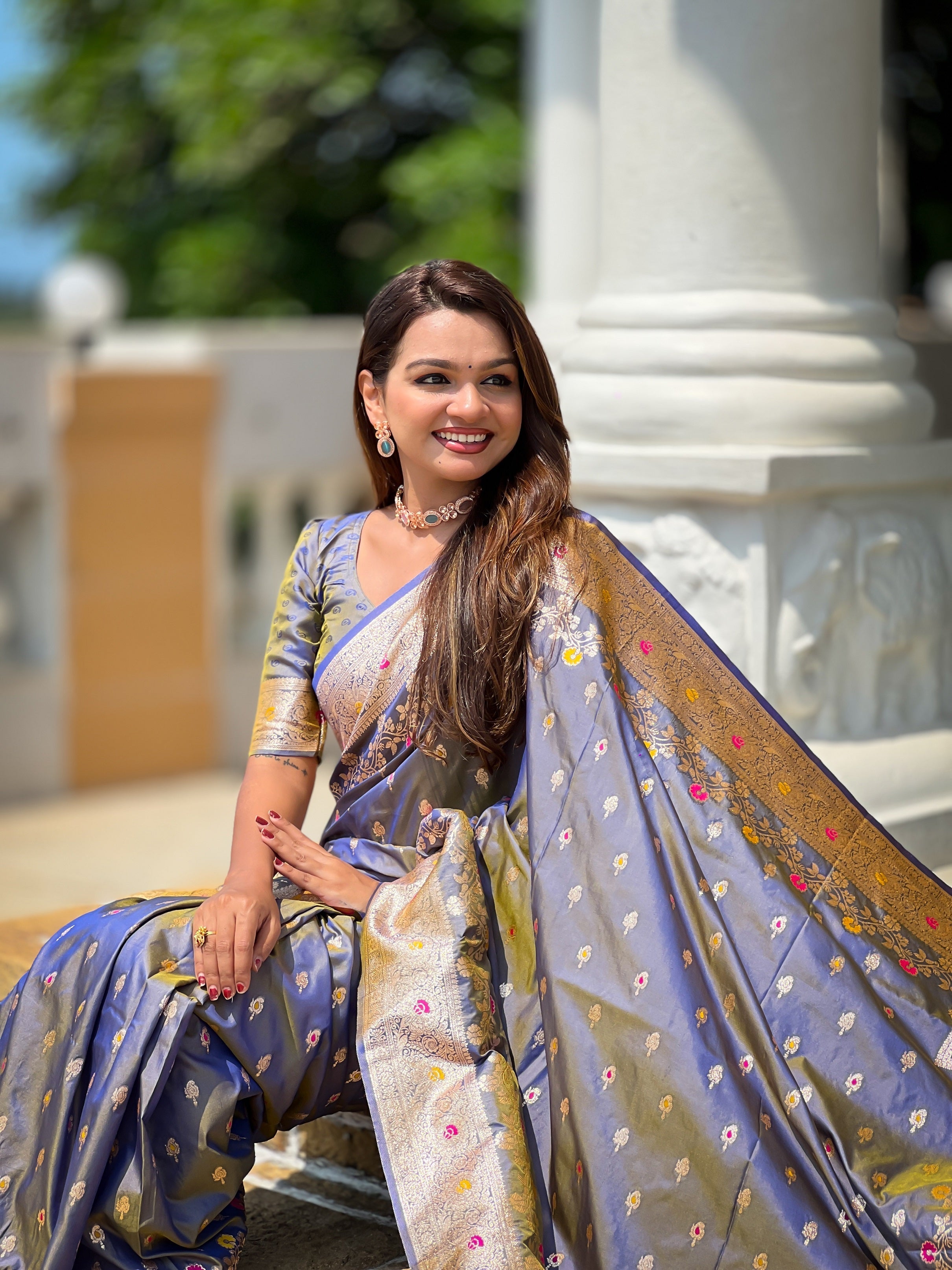 Vedant Vastram Soft Litchi Silk Banarasi Silk Jacquard Saree - Grey | Grocsy