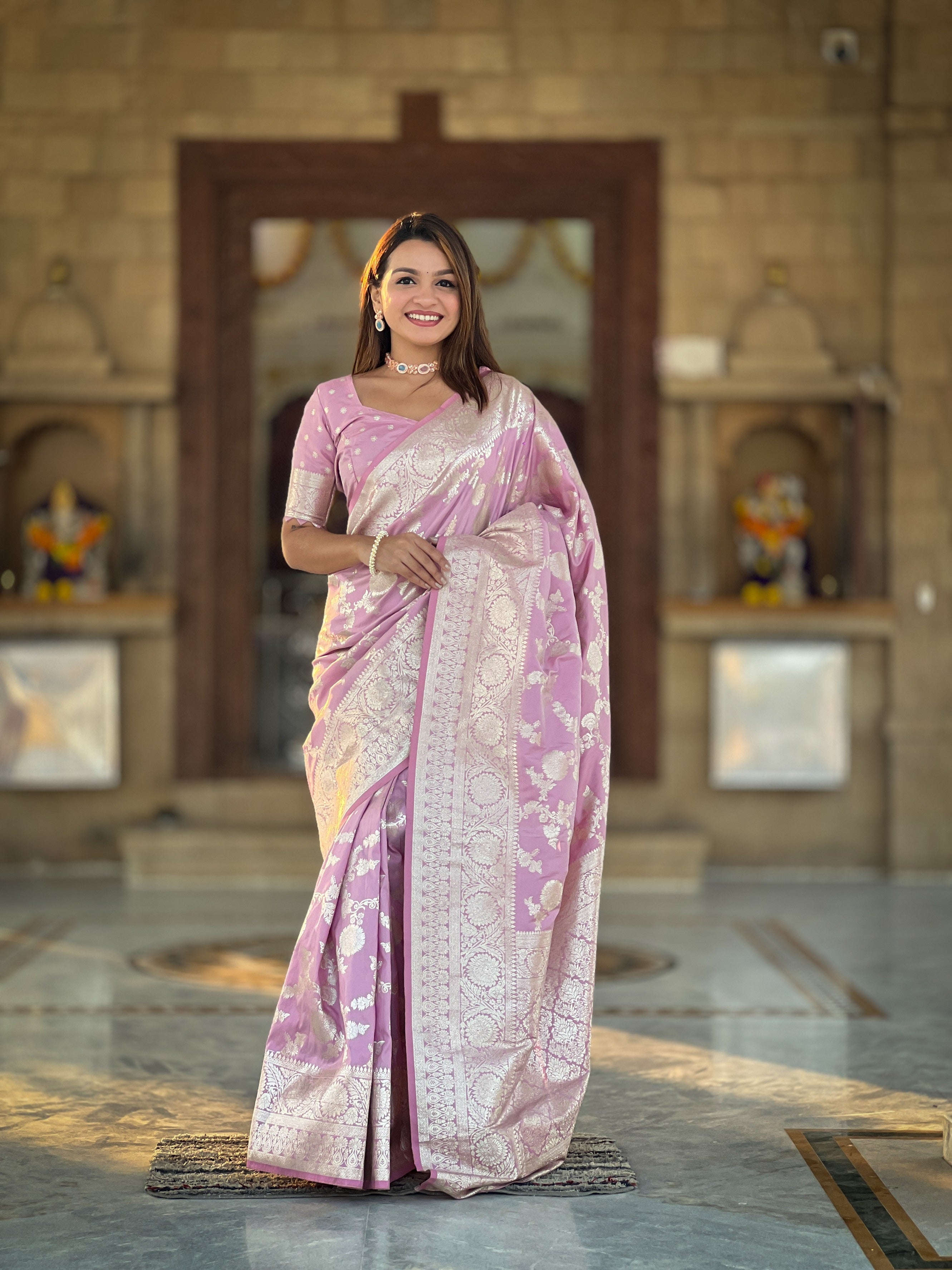 Vedant Vastram Soft Litchi Silk Banarasi Silk Jacquard Saree - Pink | Grocsy