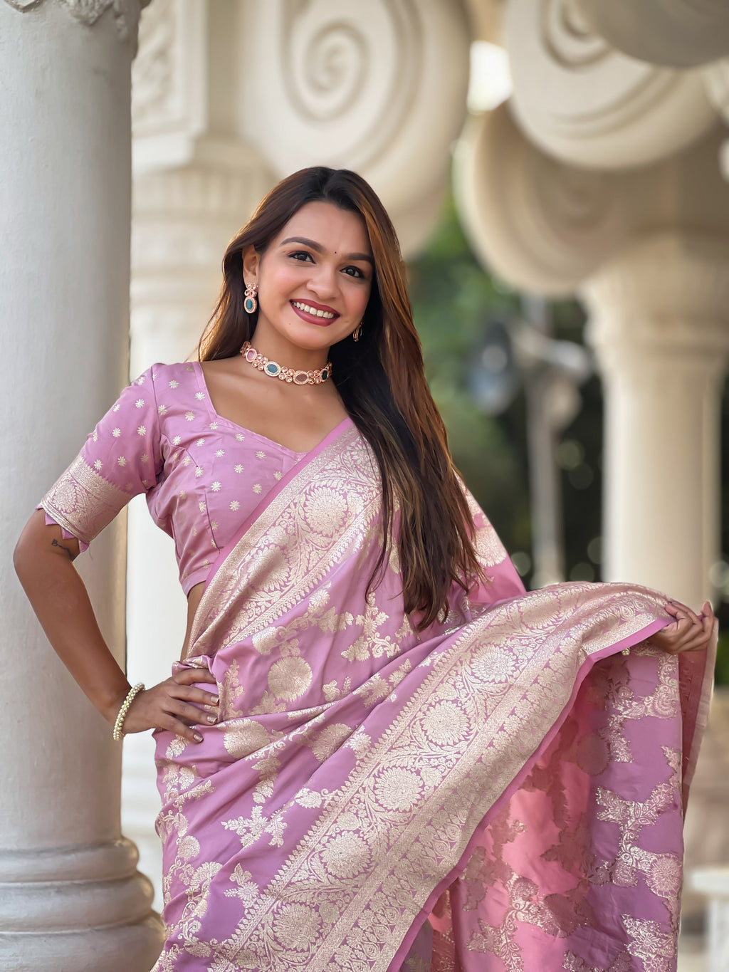 Vedant Vastram Soft Litchi Silk Banarasi Silk Jacquard Saree - Pink | Grocsy