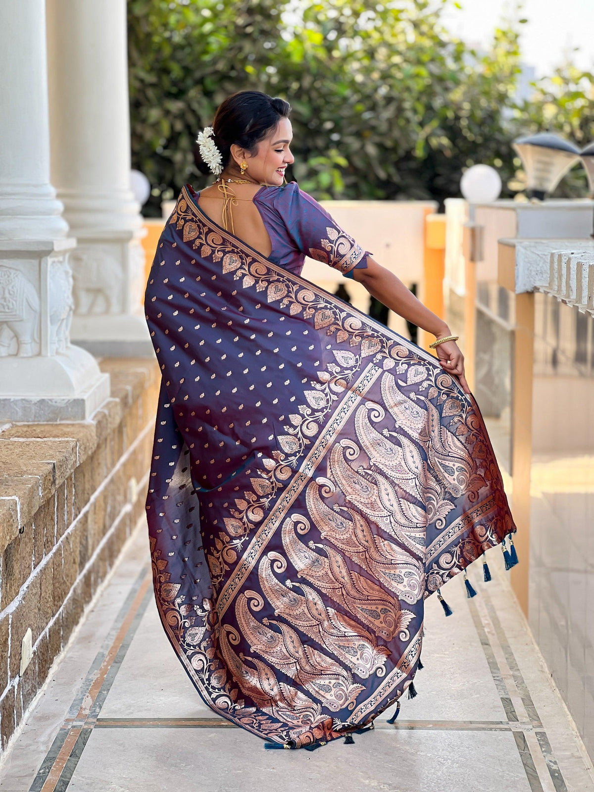 Vedant Vastram Soft Litchi Silk Banarasi Silk Jacquard Saree - Dark Blue | Grocsy