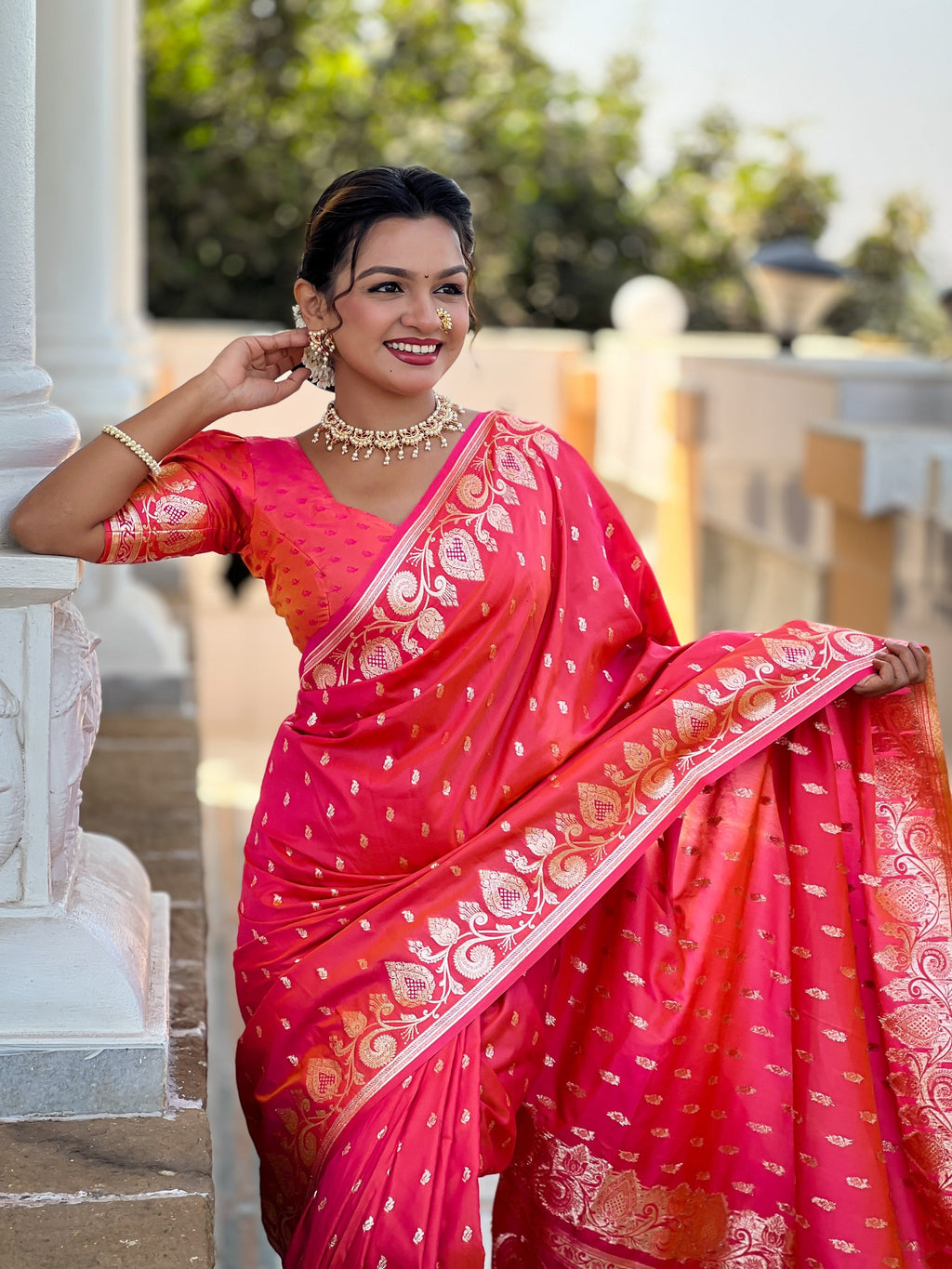 Vedant Vastram Soft Litchi Silk Banarasi Silk Jacquard Saree - Gajri | Grocsy