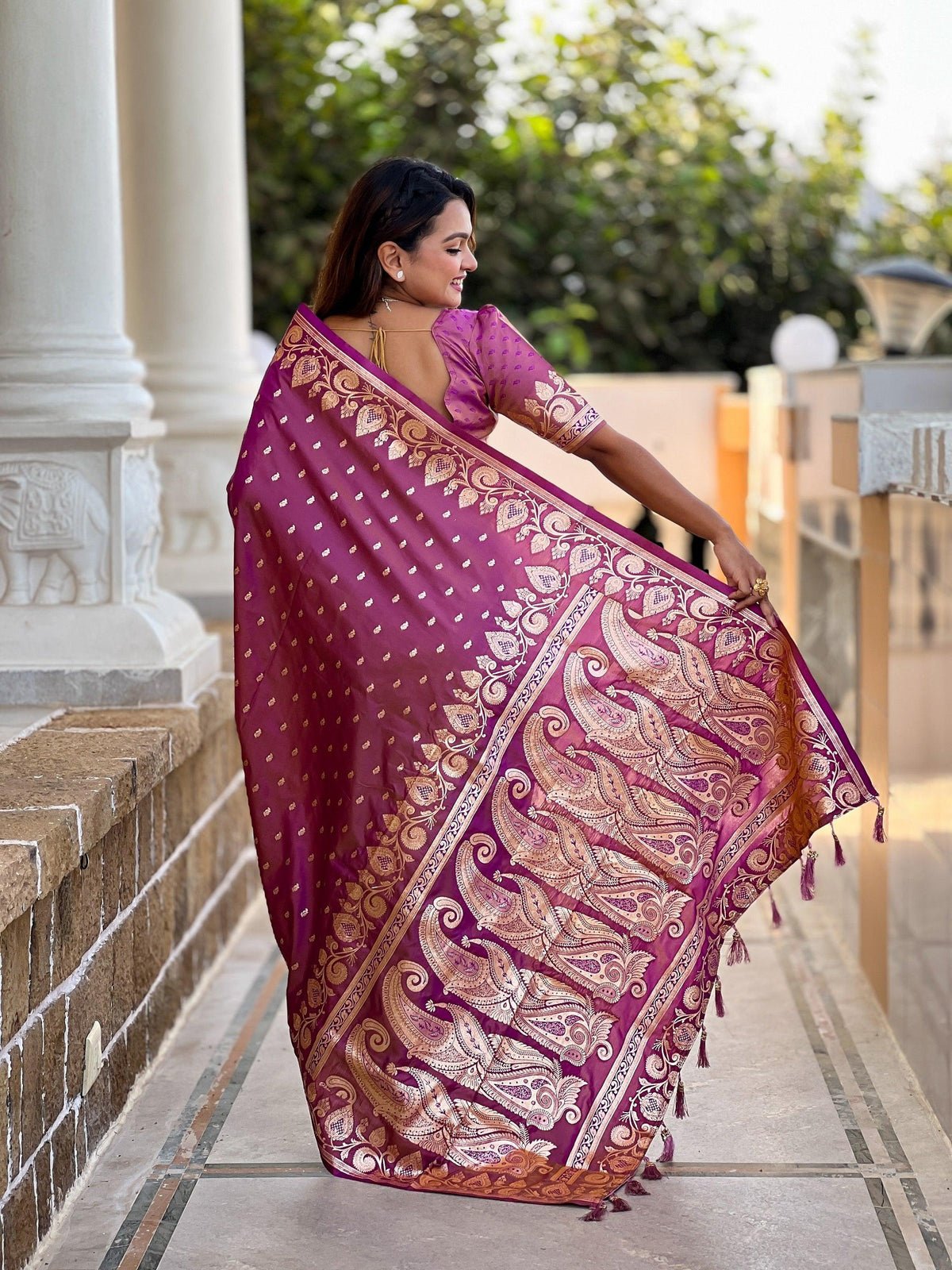 Vedant Vastram Soft Litchi Silk Banarasi Silk Jacquard Saree - Purple | Grocsy