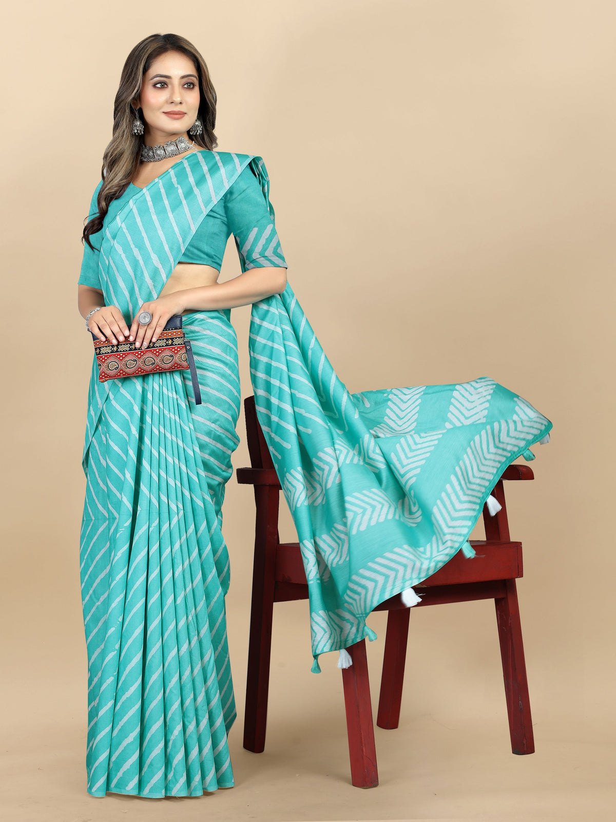 Vedant Vastram Designer Digital Print Batik Saree - Turquoise | Grocsy