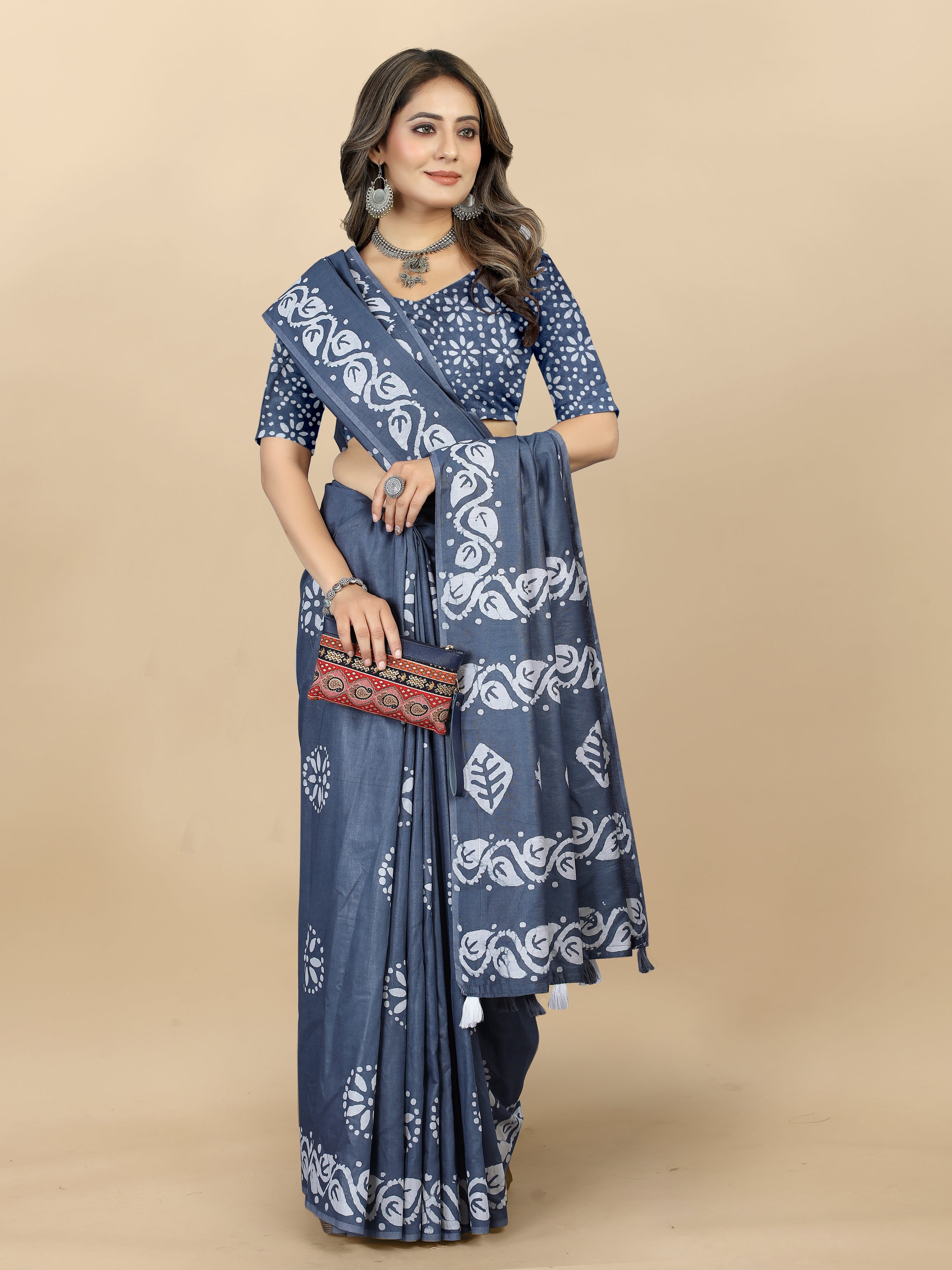 Vedant Vastram Designer Digital Print Batik Saree - Grey | Grocsy