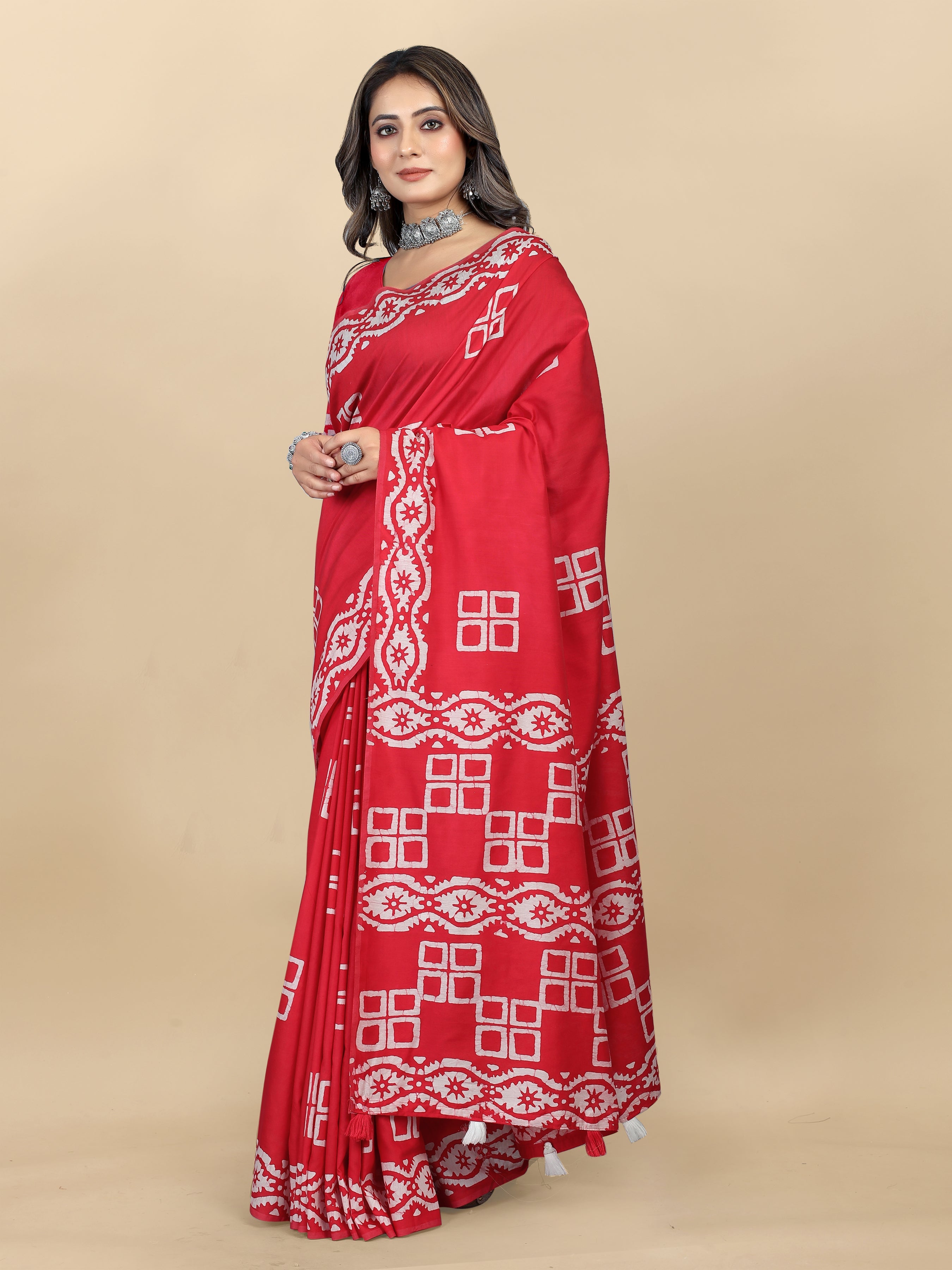 Vedant Vastram Designer Digital Print Batik Saree - Red | Grocsy