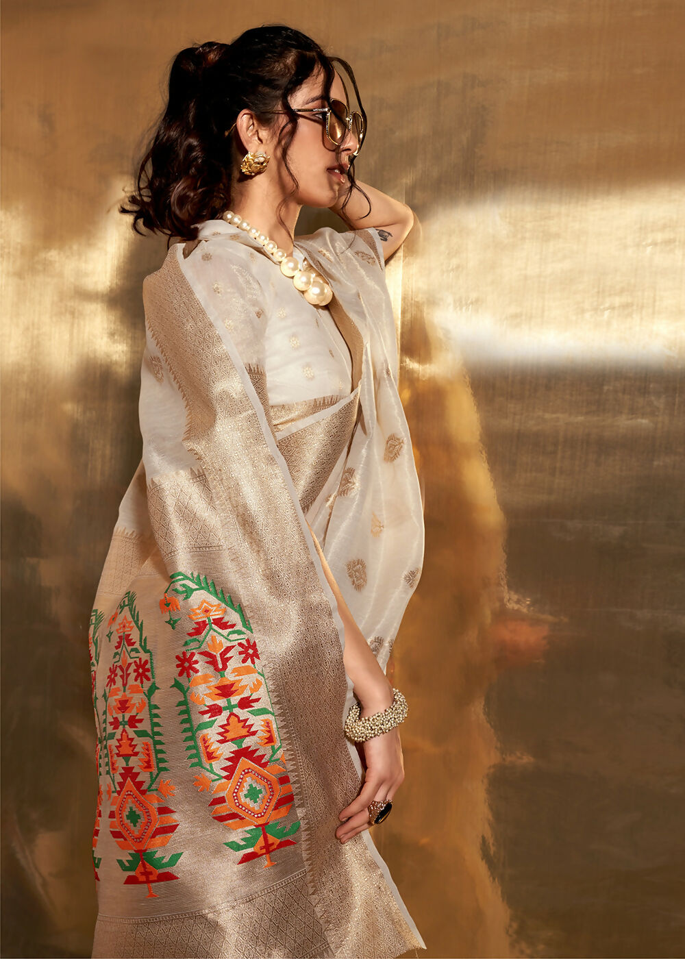 Off White Handwoven Tissue Fabric Festive & Party Style Saree - Emponline | Grocsy