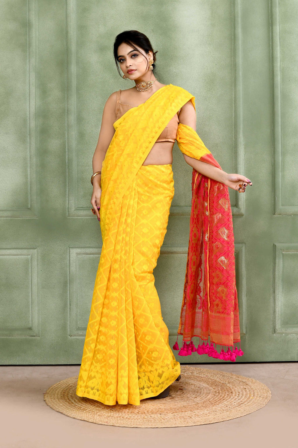 Piyari Fashion Women's Yellow Embellished Cotton Blend Jamdani Saree | Grocsy