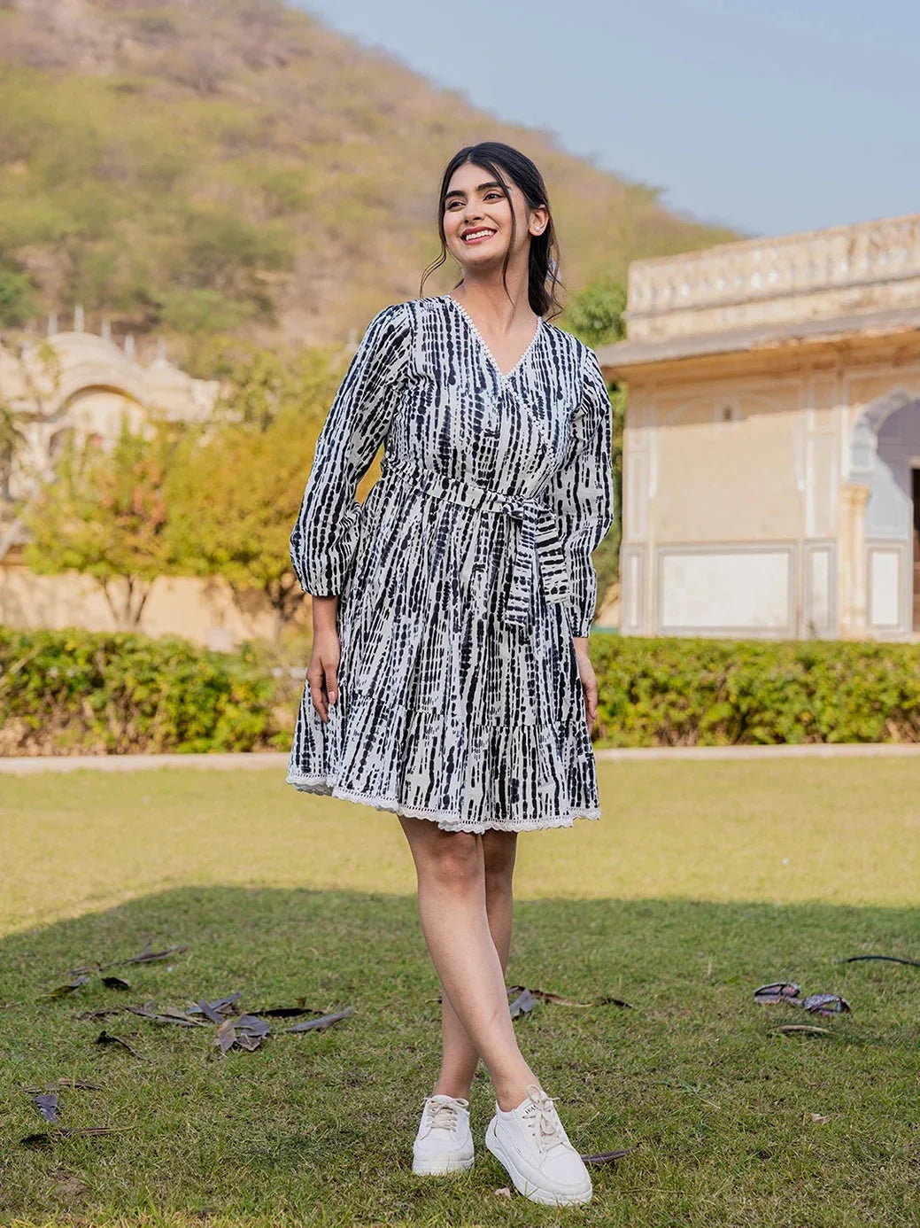 Yufta Black And White Pure Cotton Tie Dye Less Border Tassels Were Dress | Grocsy