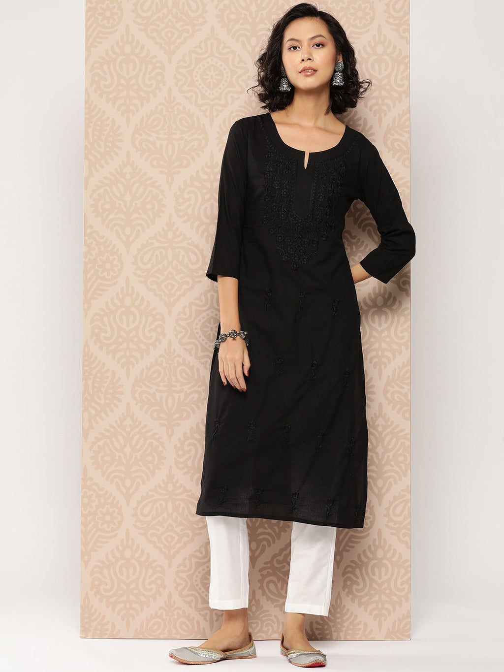 Yufta Black Embroidered Chikankari Cotton Kurta | Grocsy