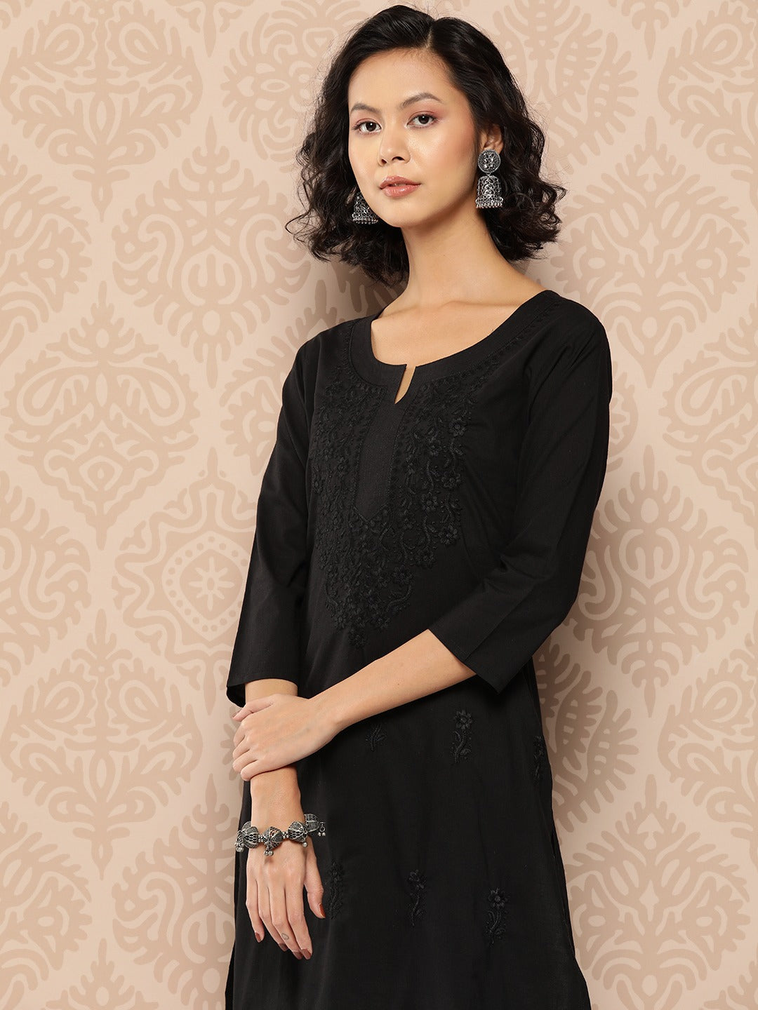 Yufta Black Embroidered Chikankari Cotton Kurta | Grocsy