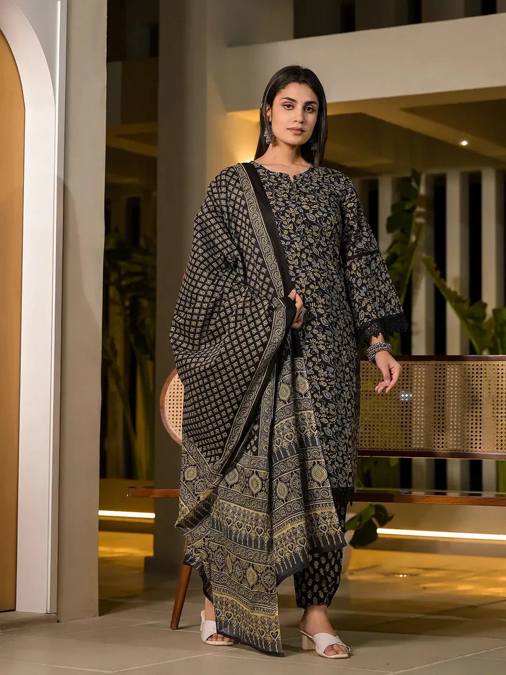 Yufta Black Floral Print Piping On Yoke Pakistani Style Kurta With Trousers And Dupatta Set | Grocsy