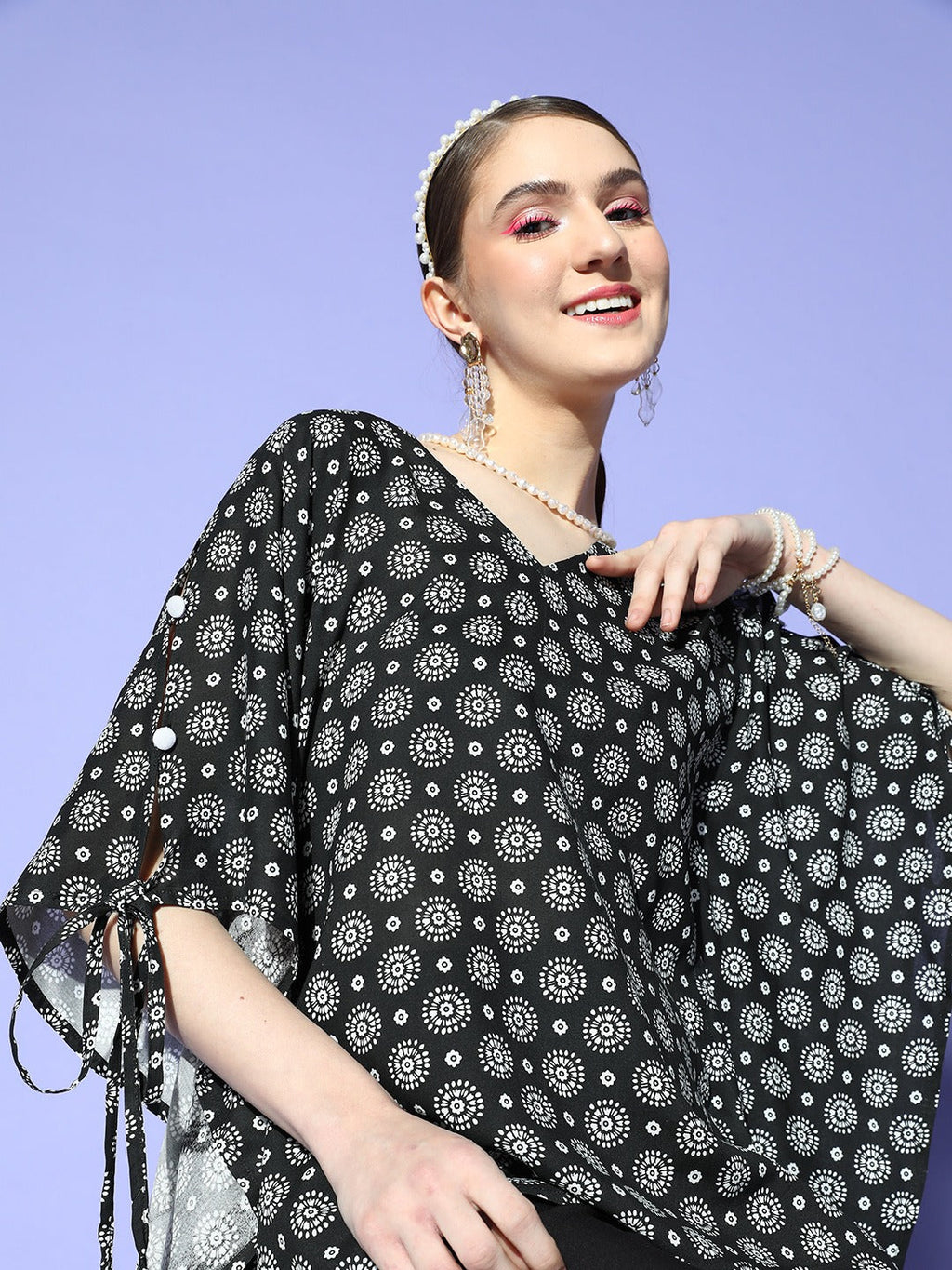 Yufta Black Kaftan Top | Grocsy
