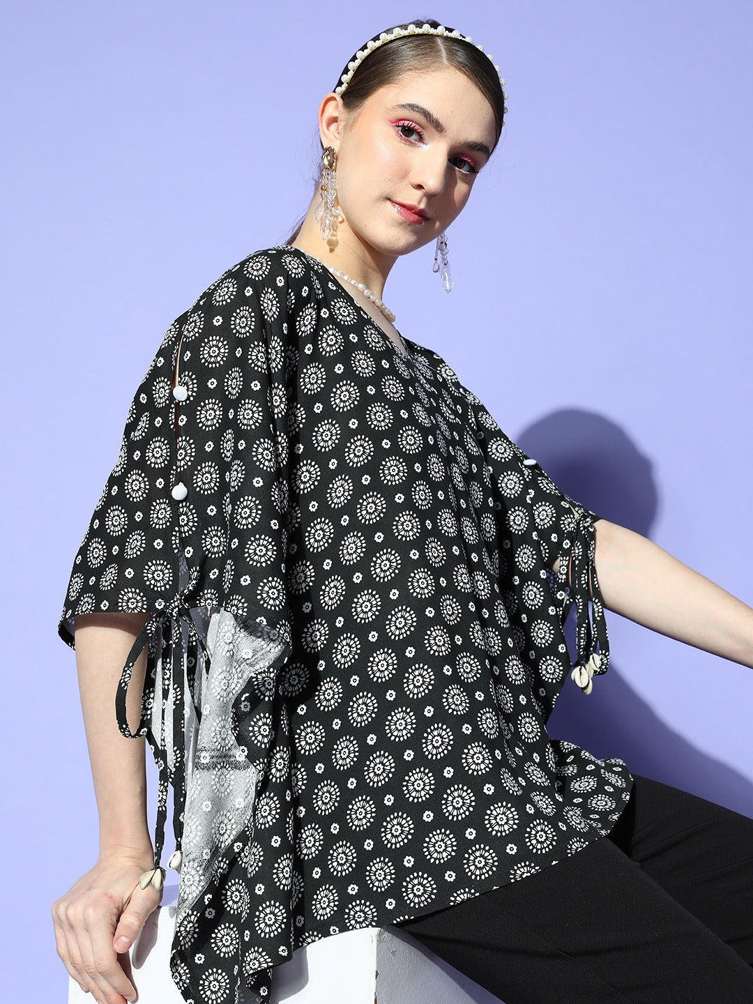 Yufta Black Kaftan Top | Grocsy