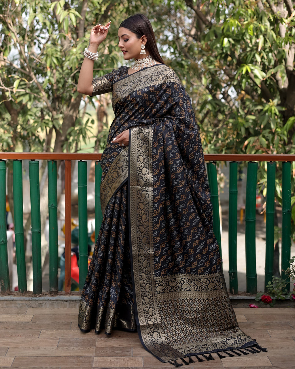 Lorenvalley Premium Bandhej Patola Silk Sarees with kanchi Borders and Contrast Zari Weaving borders Saree - Black | Grocsy
