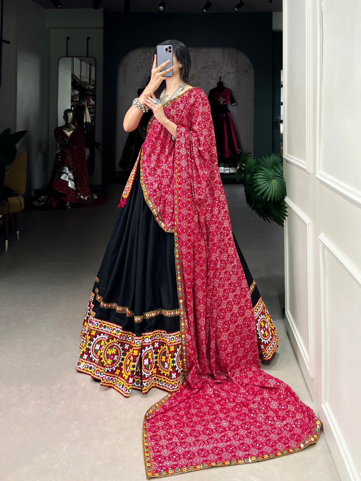 Lorenvalley Black Pure CottonPlain And Original Mirror Gamthi Work Lace Border Lehenga Choli with Dupatta | Grocsy