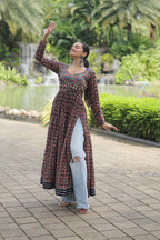 Lorenvalley Black Printed Cotton With Kutchi Gamthi Work And Kodi Lace Kurti | Grocsy