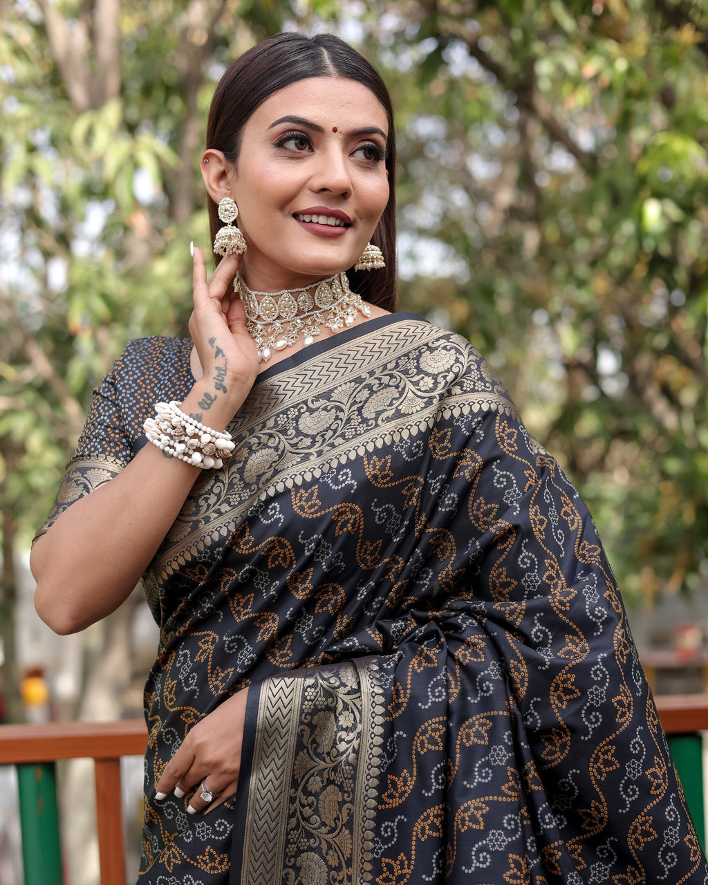 Lorenvalley Premium Bandhej Patola Silk Sarees with kanchi Borders and Contrast Zari Weaving borders Saree - Black | Grocsy