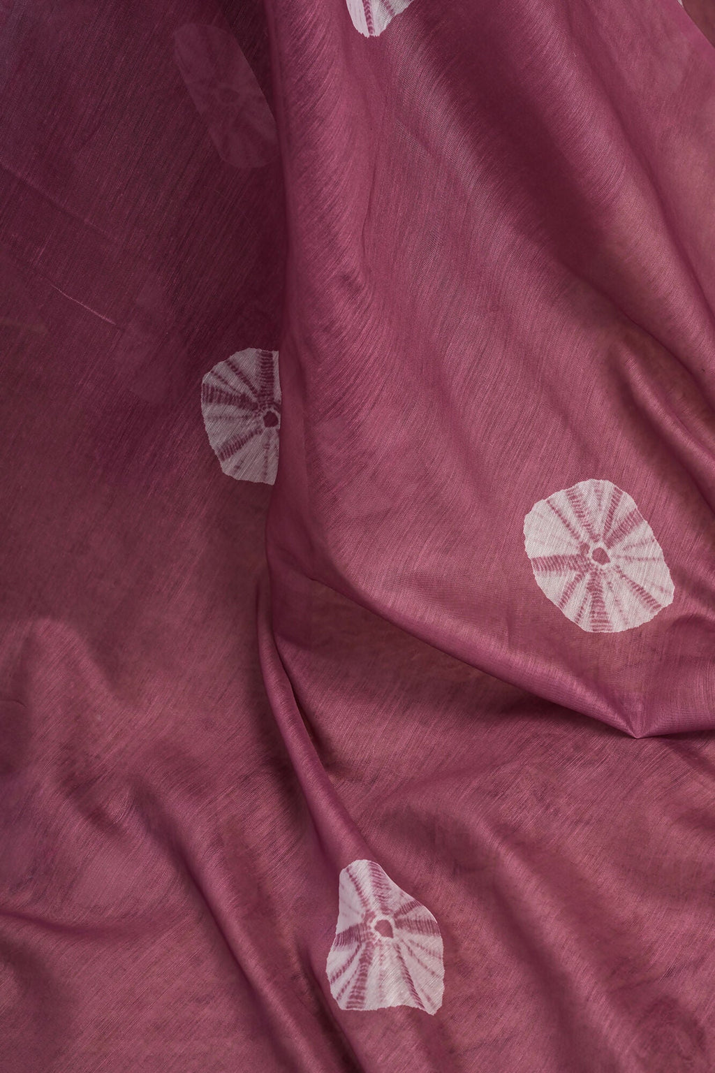 Vastranavya White Onion Digital Printed Linen Ready To Wear Designer Saree with Unstitched Blouse | Grocsy
