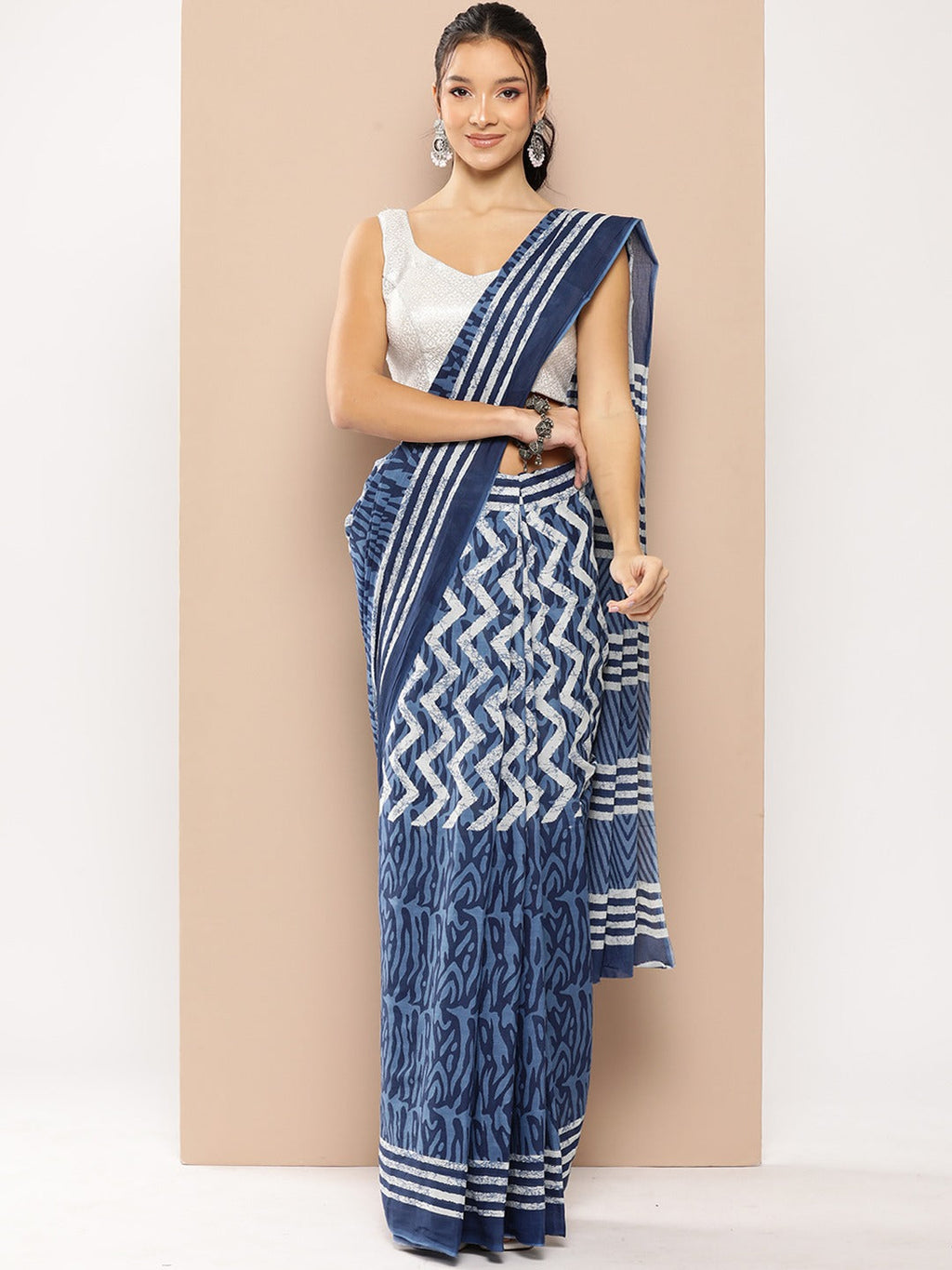 Yufta Blue Chevron Mulmul Cotton Sarees With Unstitched Blouse | Grocsy