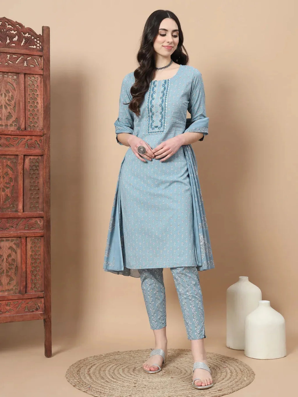 Yufta Blue Ethnic Motifs,Thread_Work Straight Kurta Trouser And Dupatta Set | Grocsy