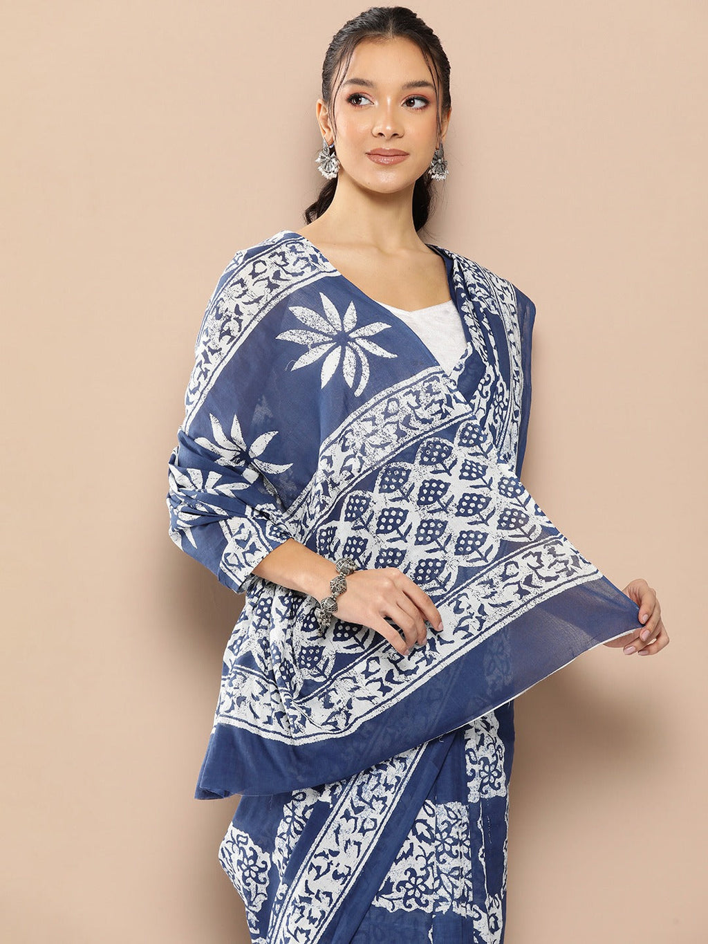 Yufta Blue Ethnic motifs Mulmul Cotton Sarees With Unstitched Blouse | Grocsy